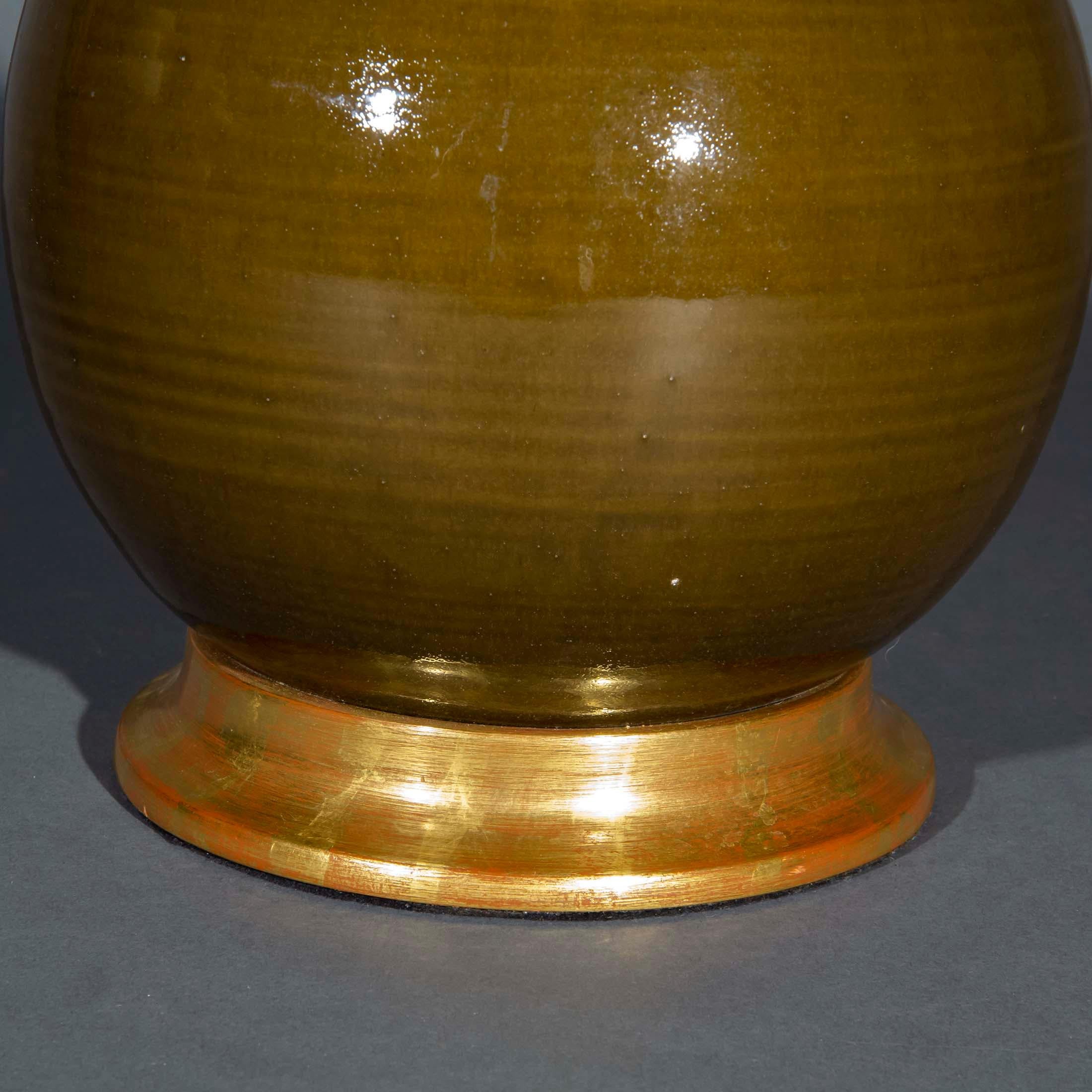 Large Single Gourd Vase Lamp, Olive Glazed, Christopher Spitzmiller In Good Condition For Sale In Richmond, London