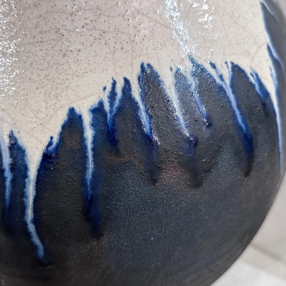 A circa 1960's Italian blue and white porcelain lamp.

Measurements:
Height of body: 19
