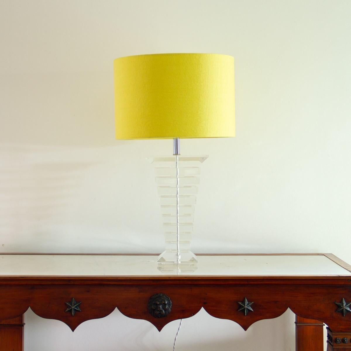 American Large Single Tapered Stacked Lucite Table Lamp, 1970s