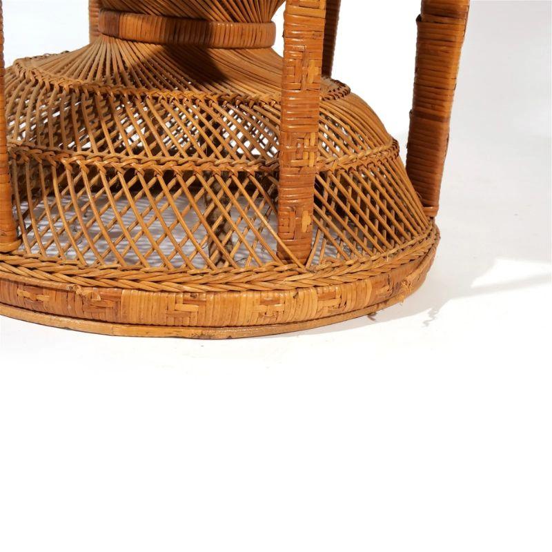 Large Single Wicker Peacock Chair In Good Condition In Locust Valley, NY