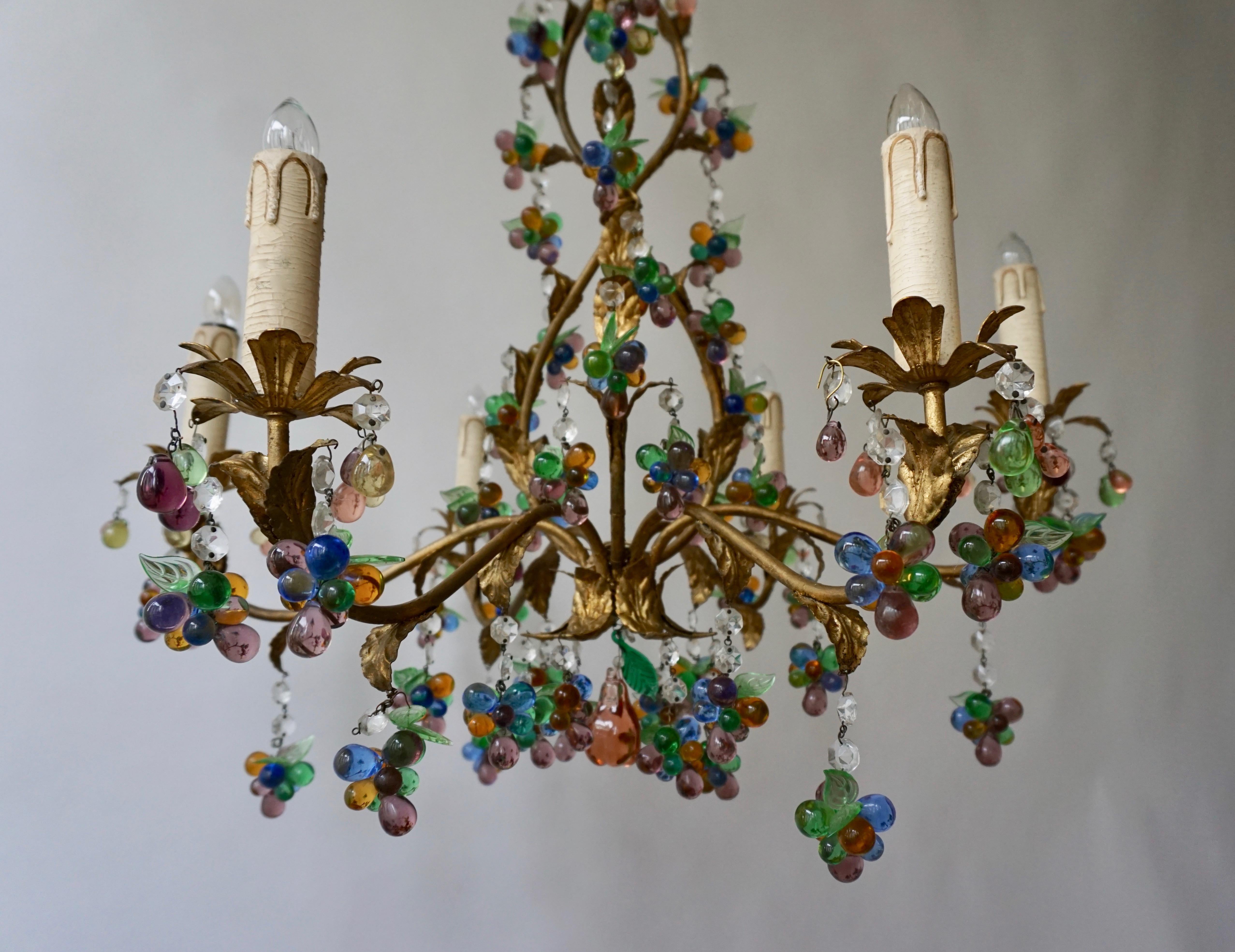 Large Six Branch Chandelier Hung with Amethyst Grapes (20. Jahrhundert)