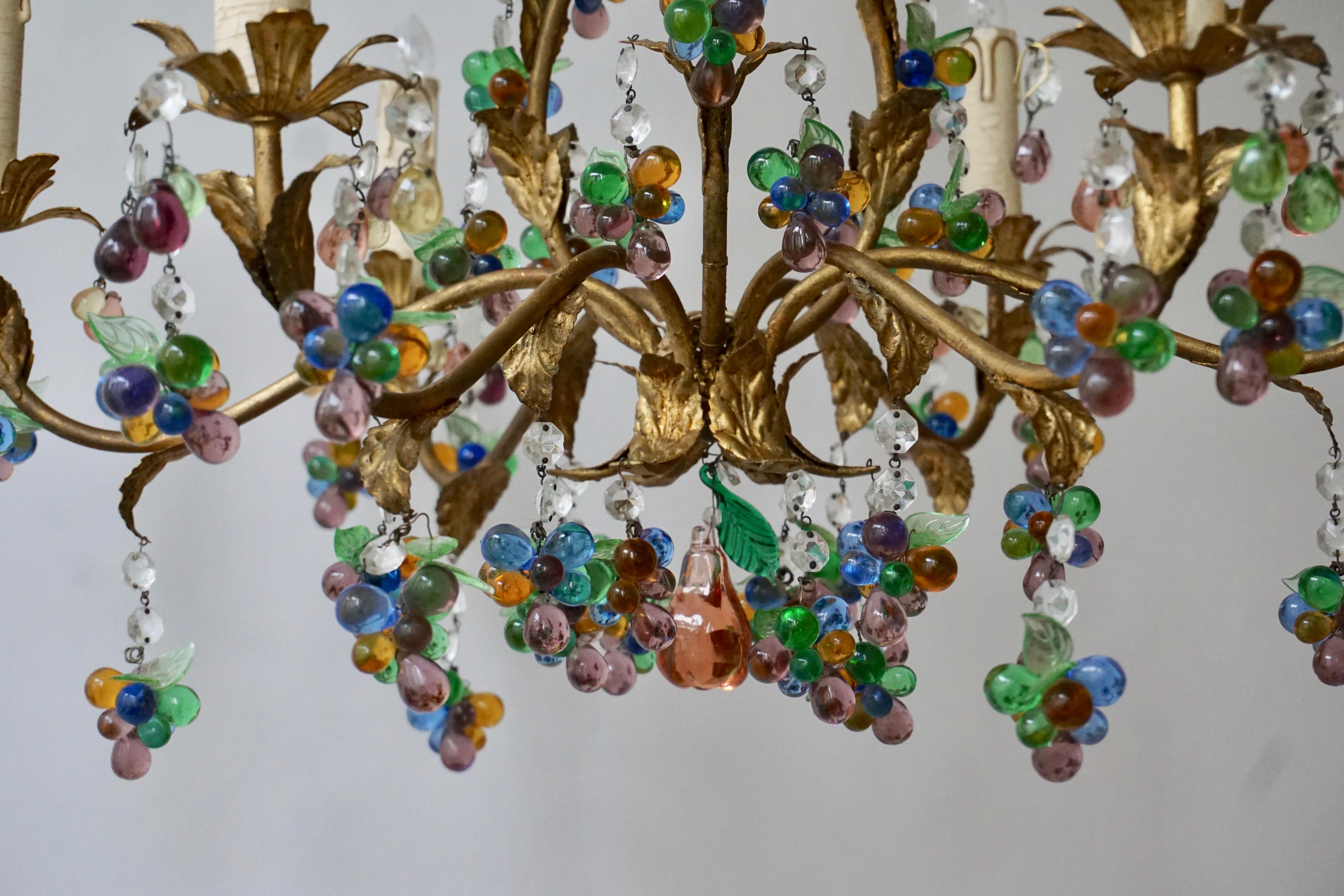 Large Six Branch Chandelier Hung with Amethyst Grapes (Metall)