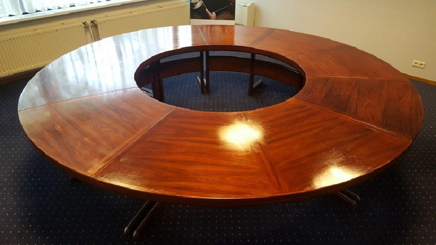 Dutch Large Size 10 Persons Round Mahogany Conference Table For Sale