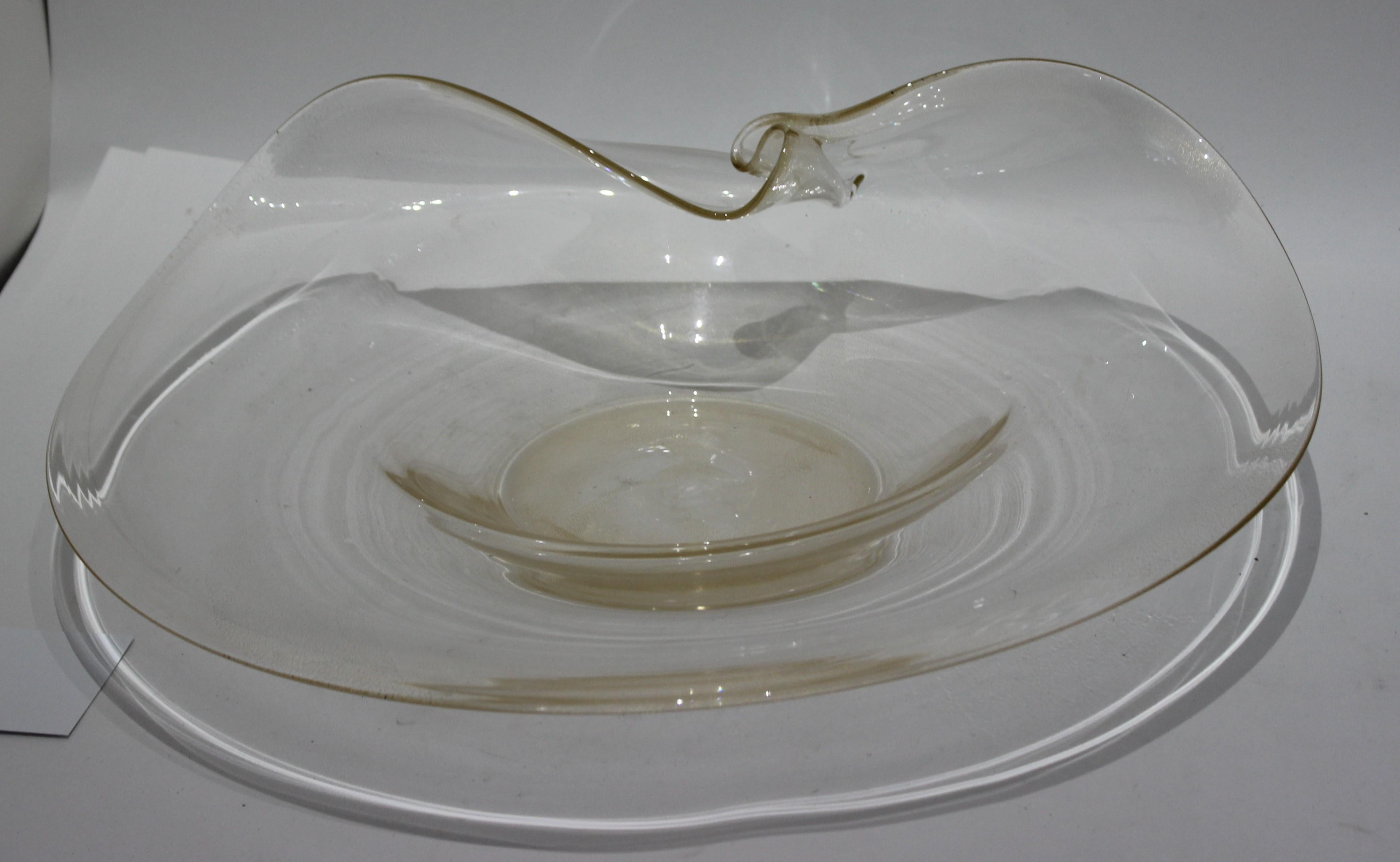 Large Size Artisan Italian Glass Freeform Bowl In Good Condition In West Palm Beach, FL