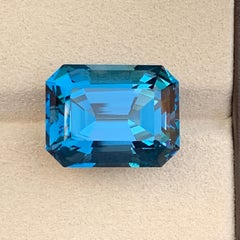 Large Size Emerald Cut Clean London Blue Topaz Gemstone for Pendant Jewelry