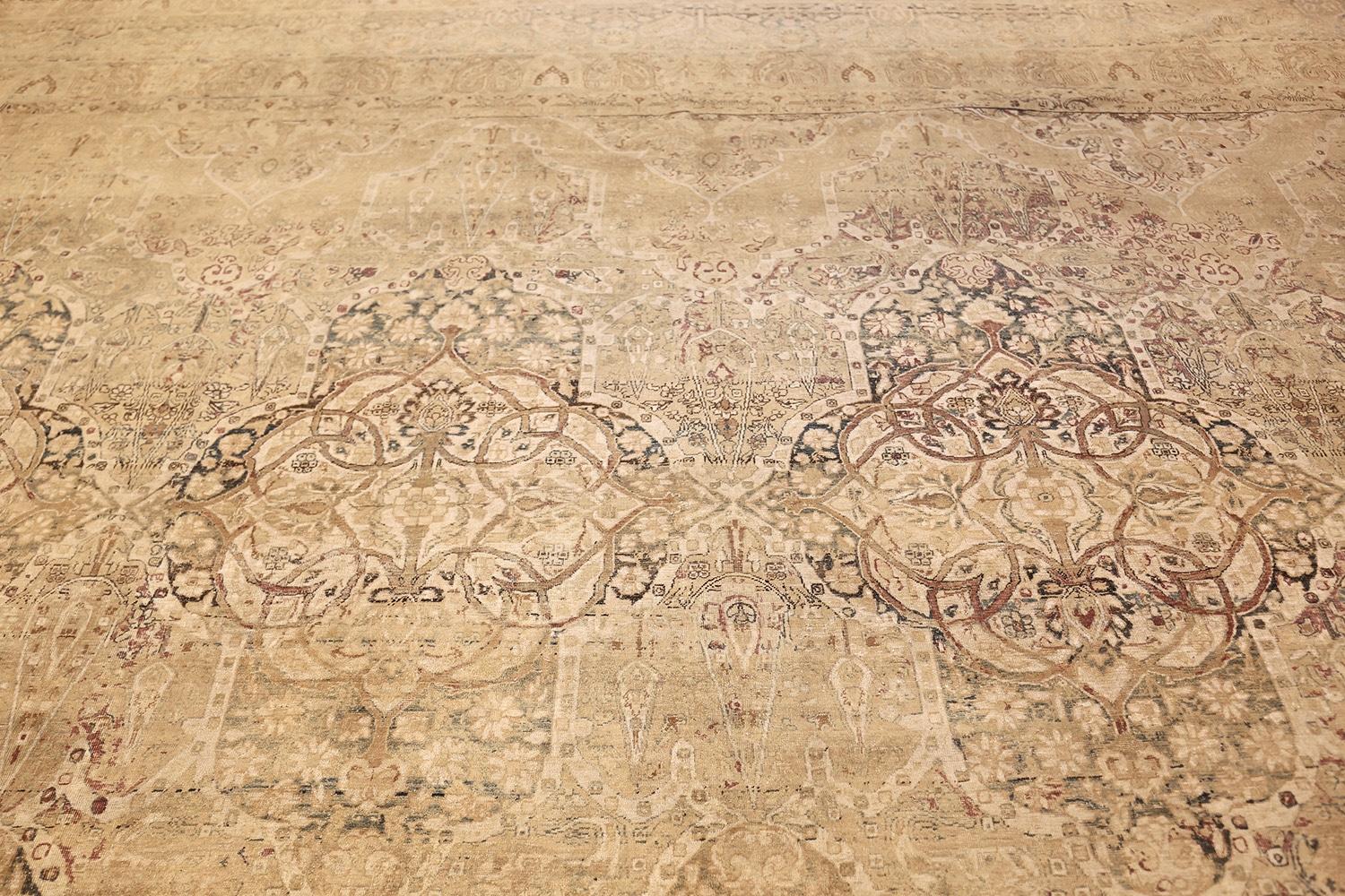Wool Large Size Fine Antique Persian Kerman Carpet 14'4