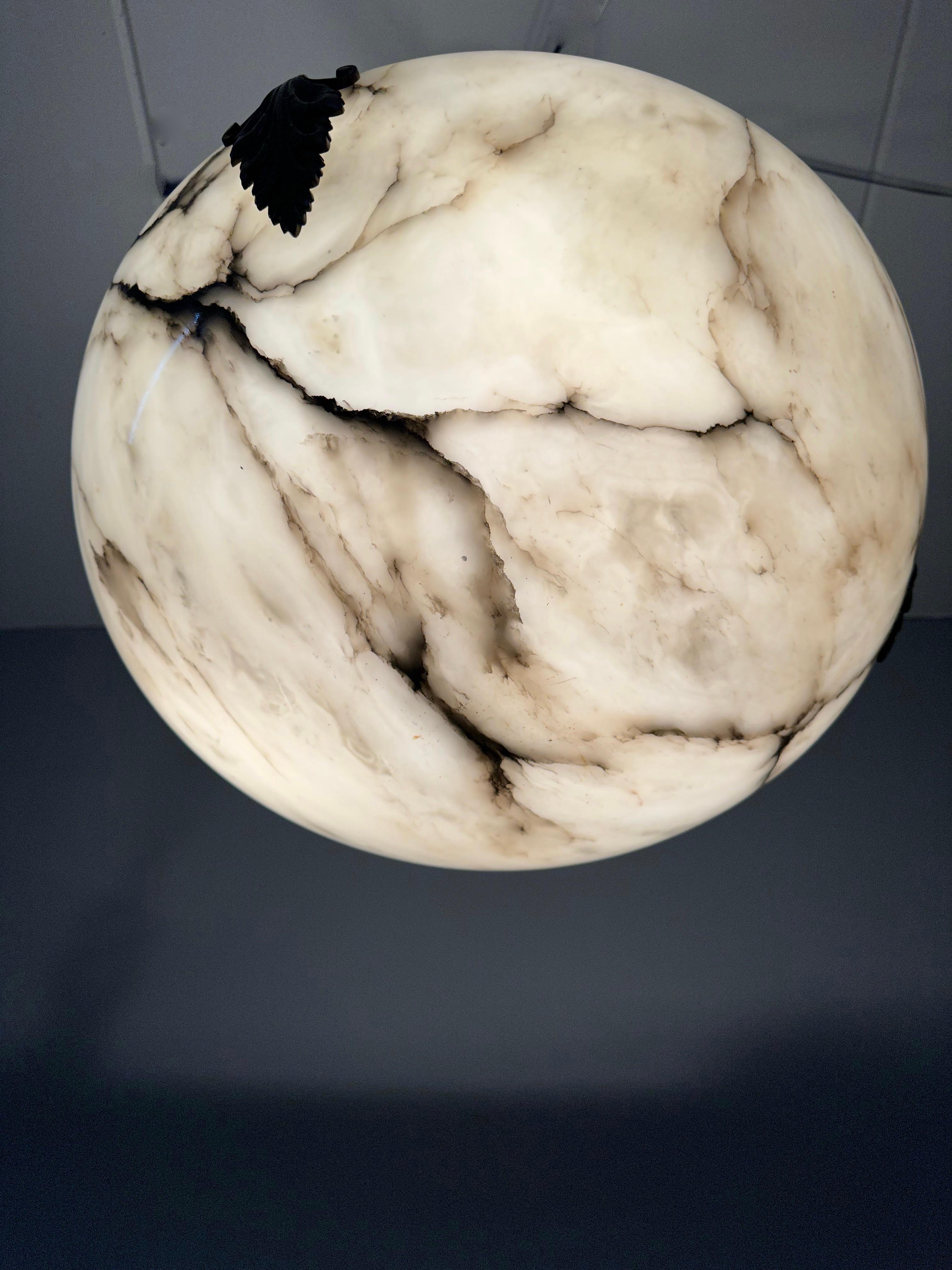 Extra Large and Great Design, Marble Like White & Black Superb Alabaster Pendant For Sale 1