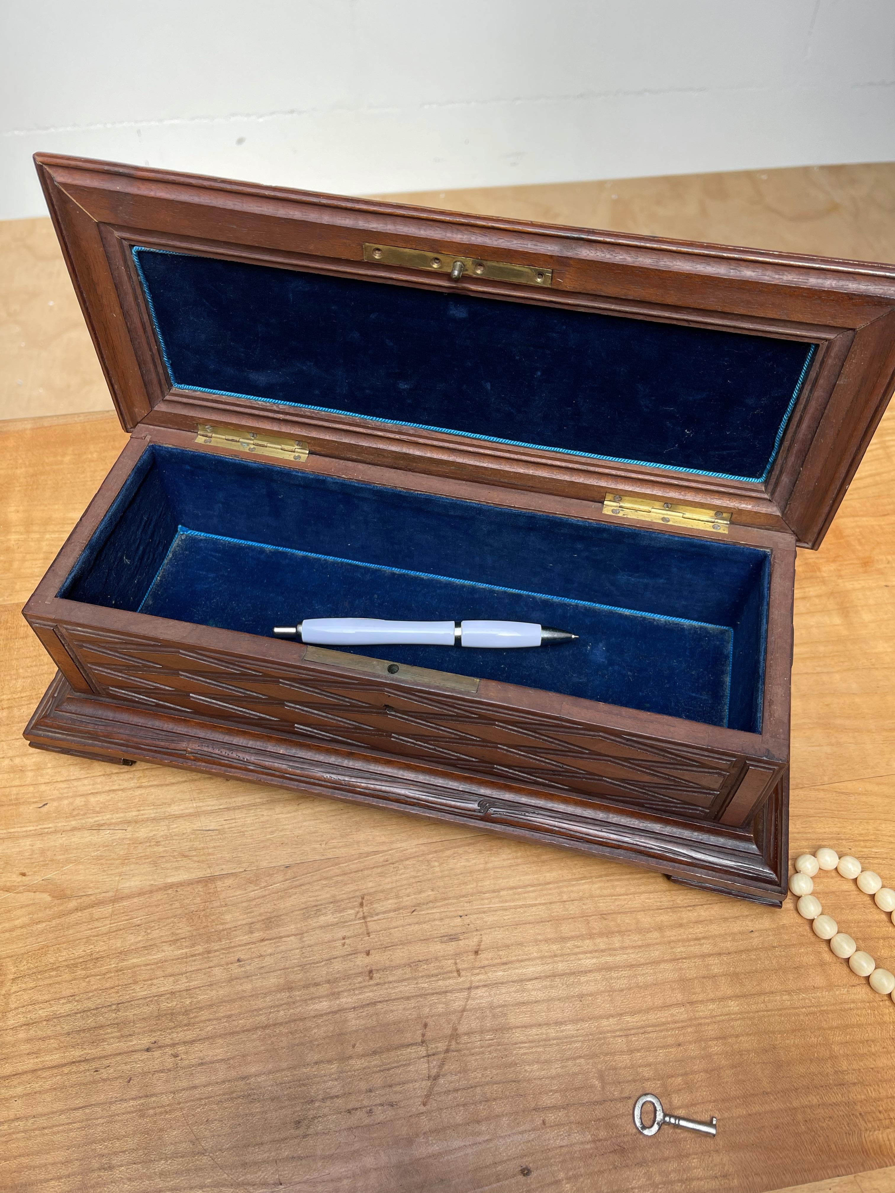 coffin jewelry box