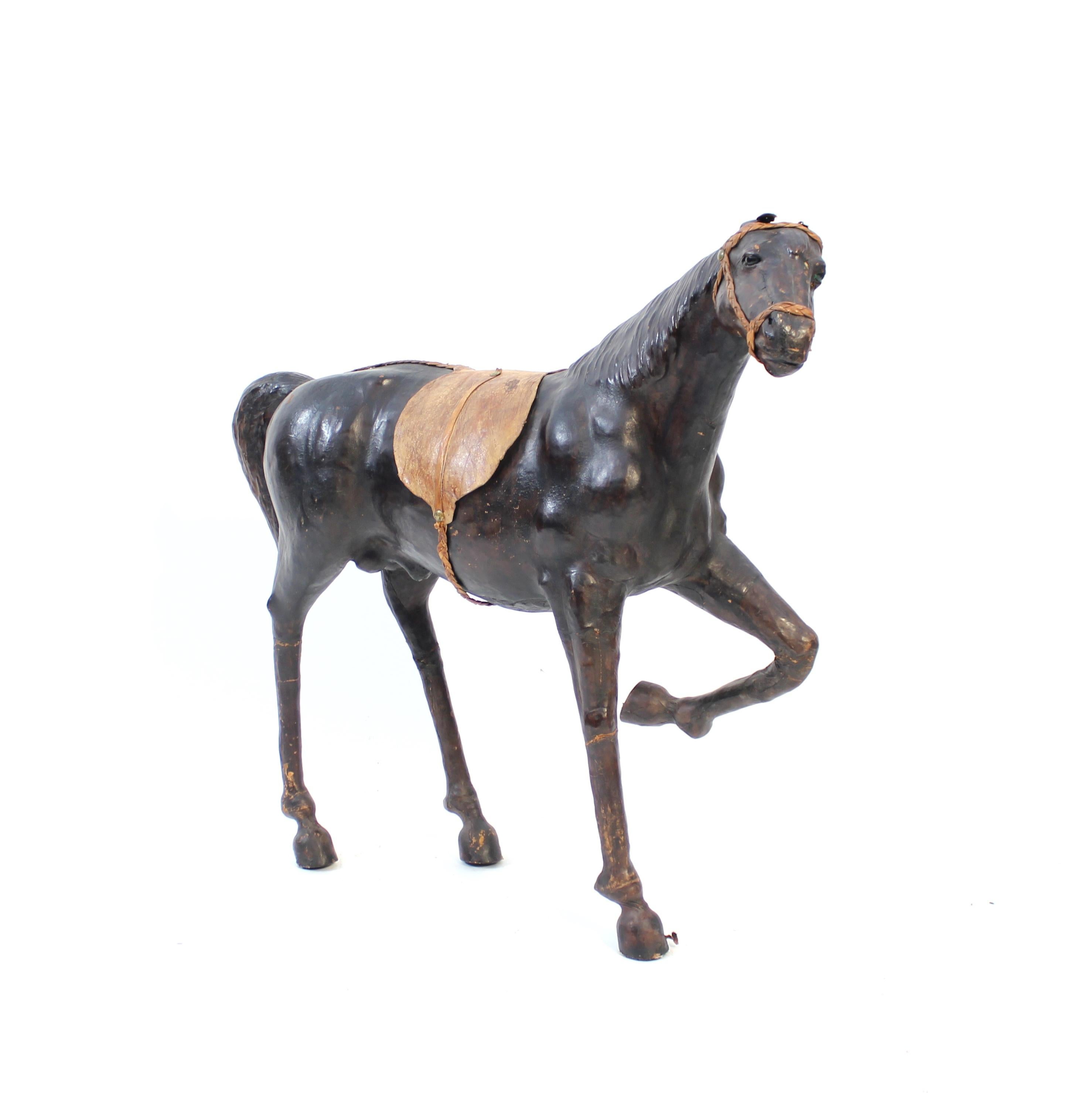 Leather Large size horse model in genuine leather, 1970s For Sale