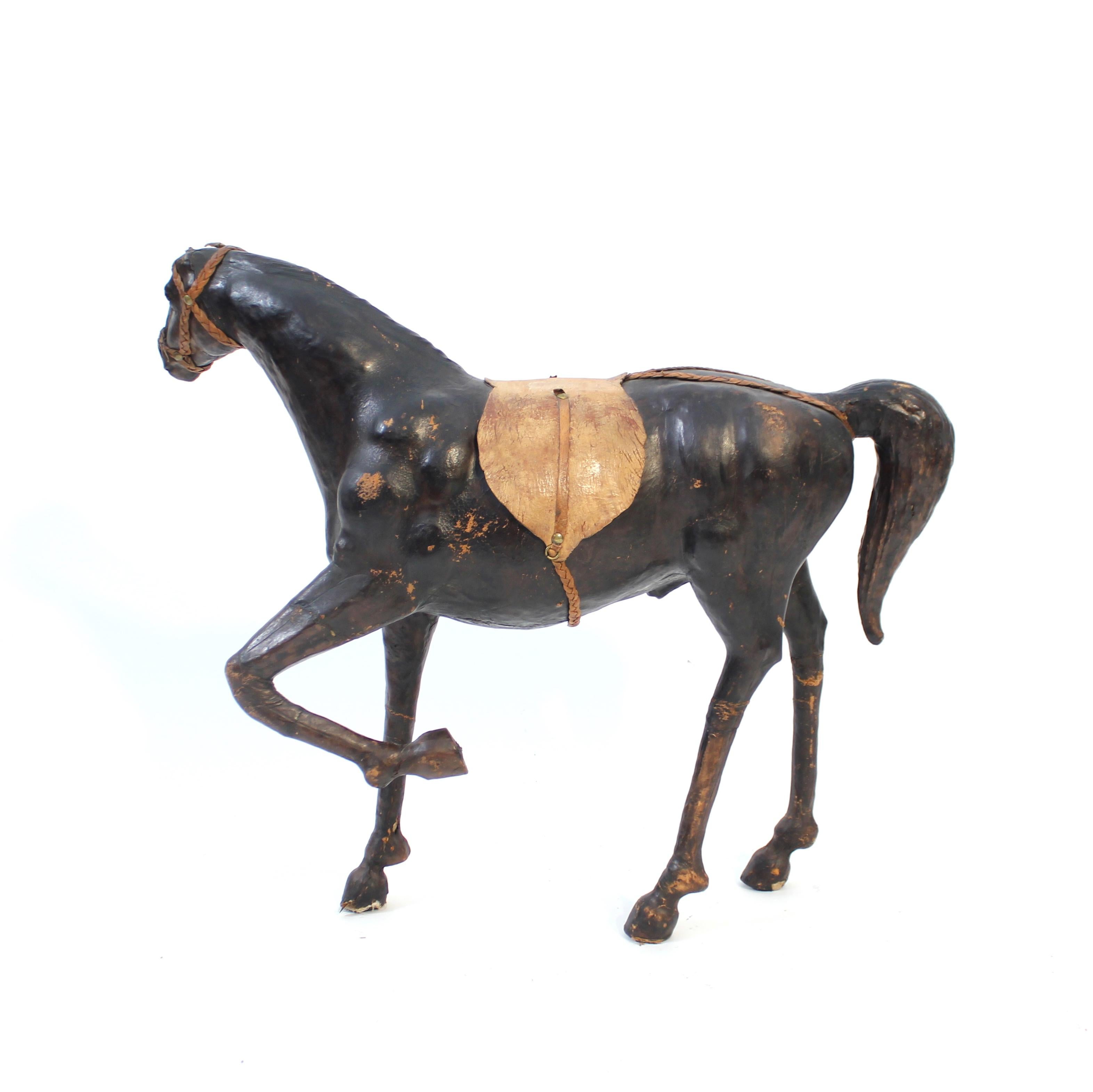 Large size horse model in genuine leather, 1970s For Sale 1