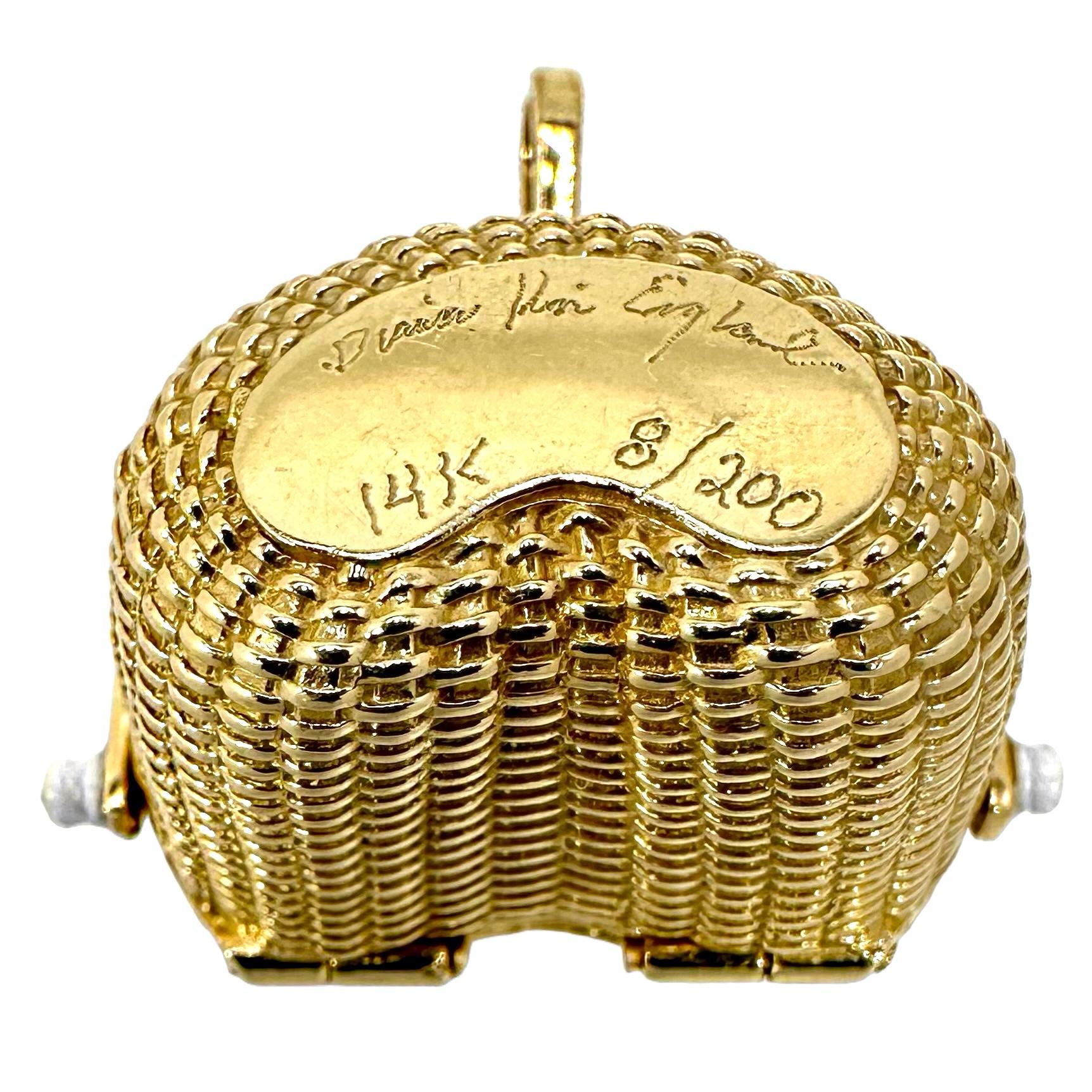 Large Size, Kidney Shape, 14K Gold Nantucket Basket Pendant by Diana Kim England 7