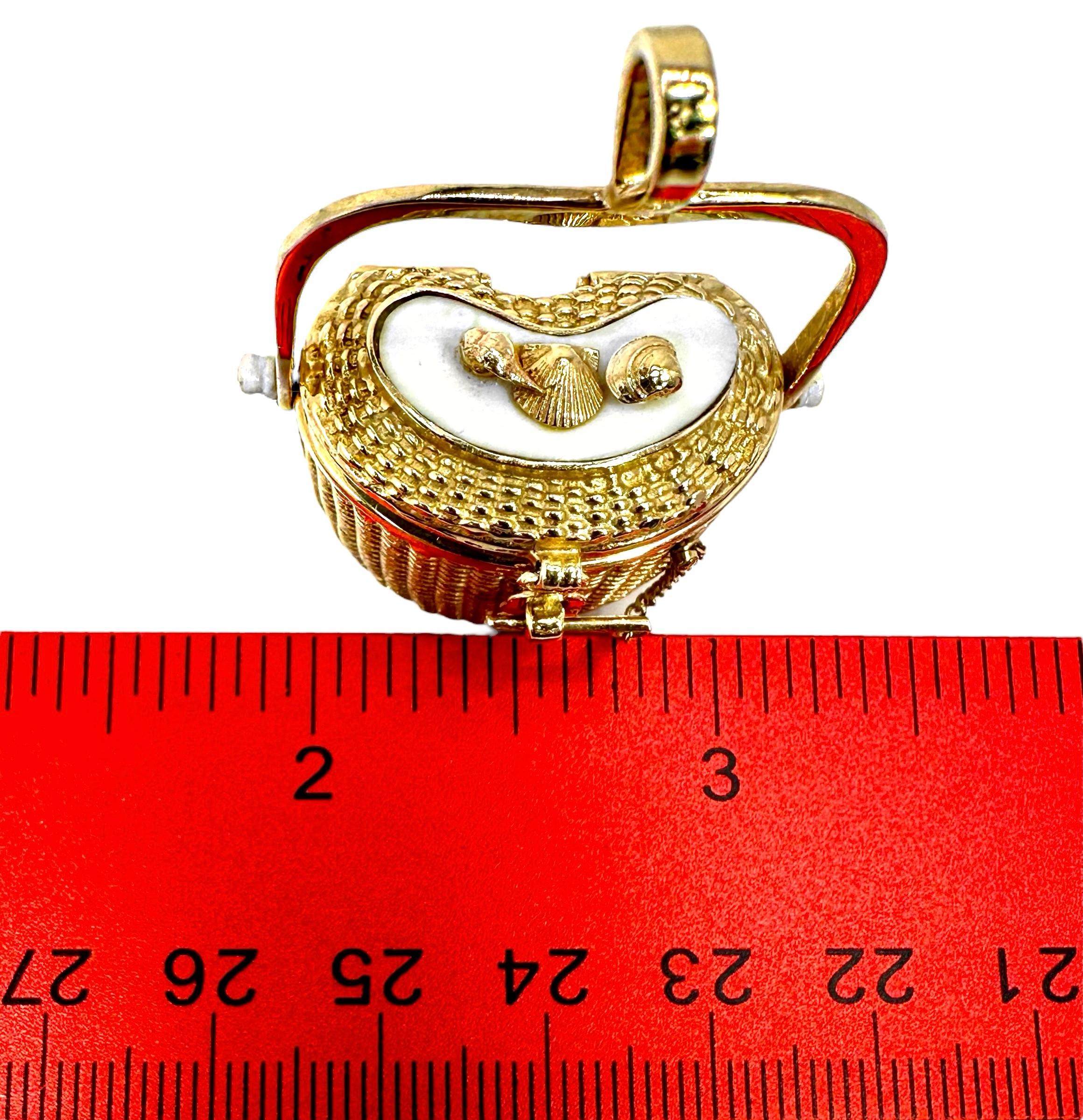 Large Size, Kidney Shape, 14K Gold Nantucket Basket Pendant by Diana Kim England 8