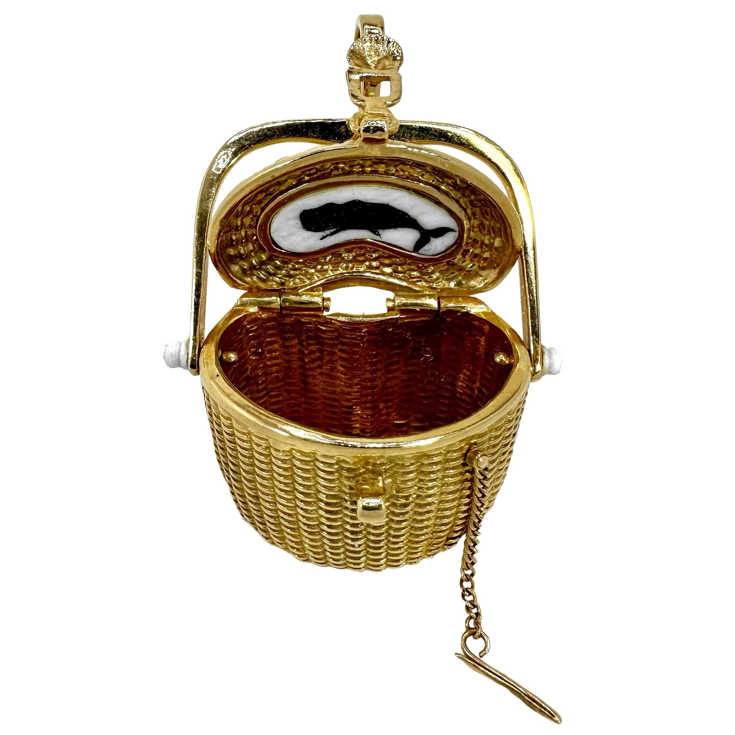 Large Size, Kidney Shape, 14K Gold Nantucket Basket Pendant by Diana Kim England 5