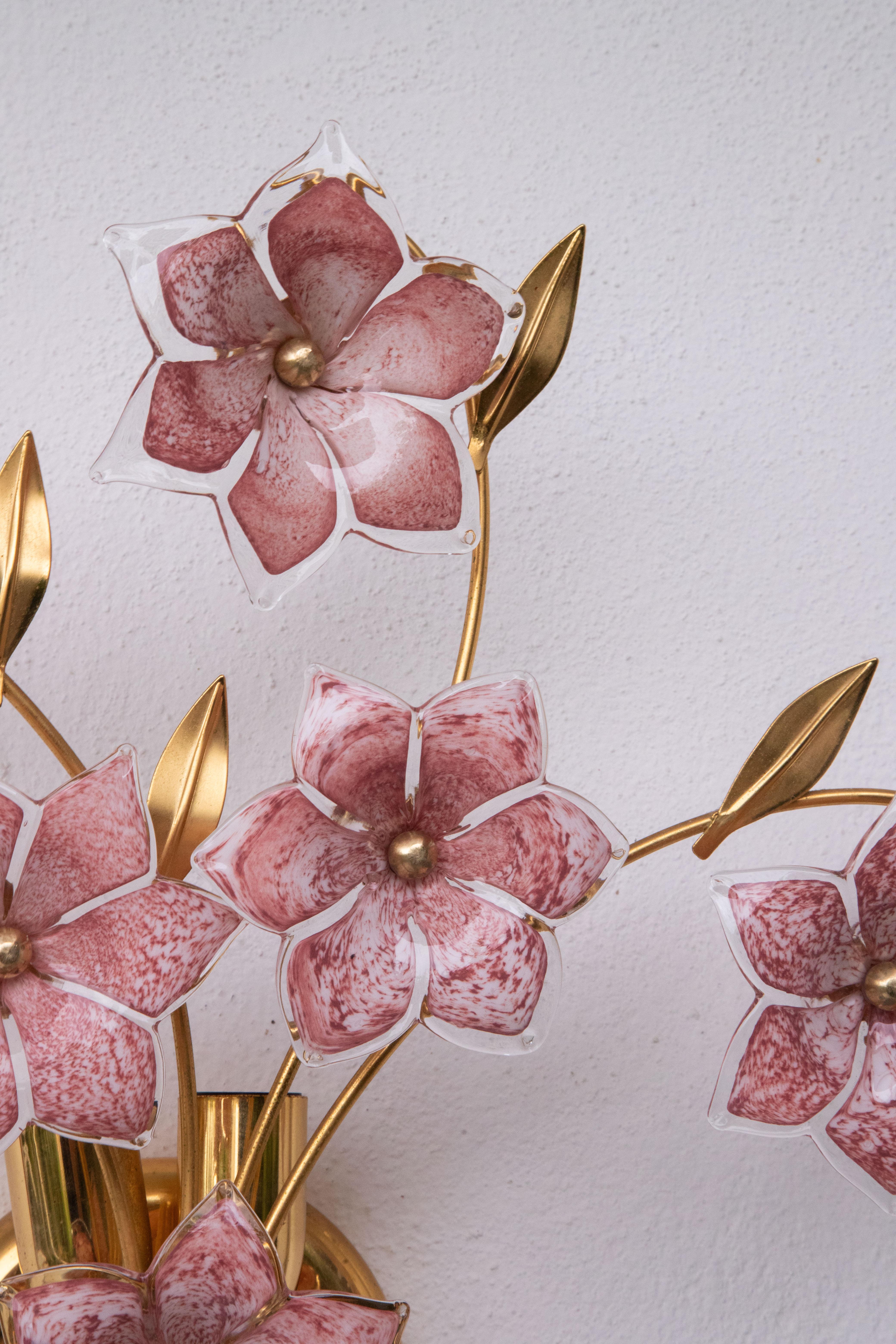 Late 20th Century Large Size Murano Wall Light Pink Flowers, 1970s For Sale
