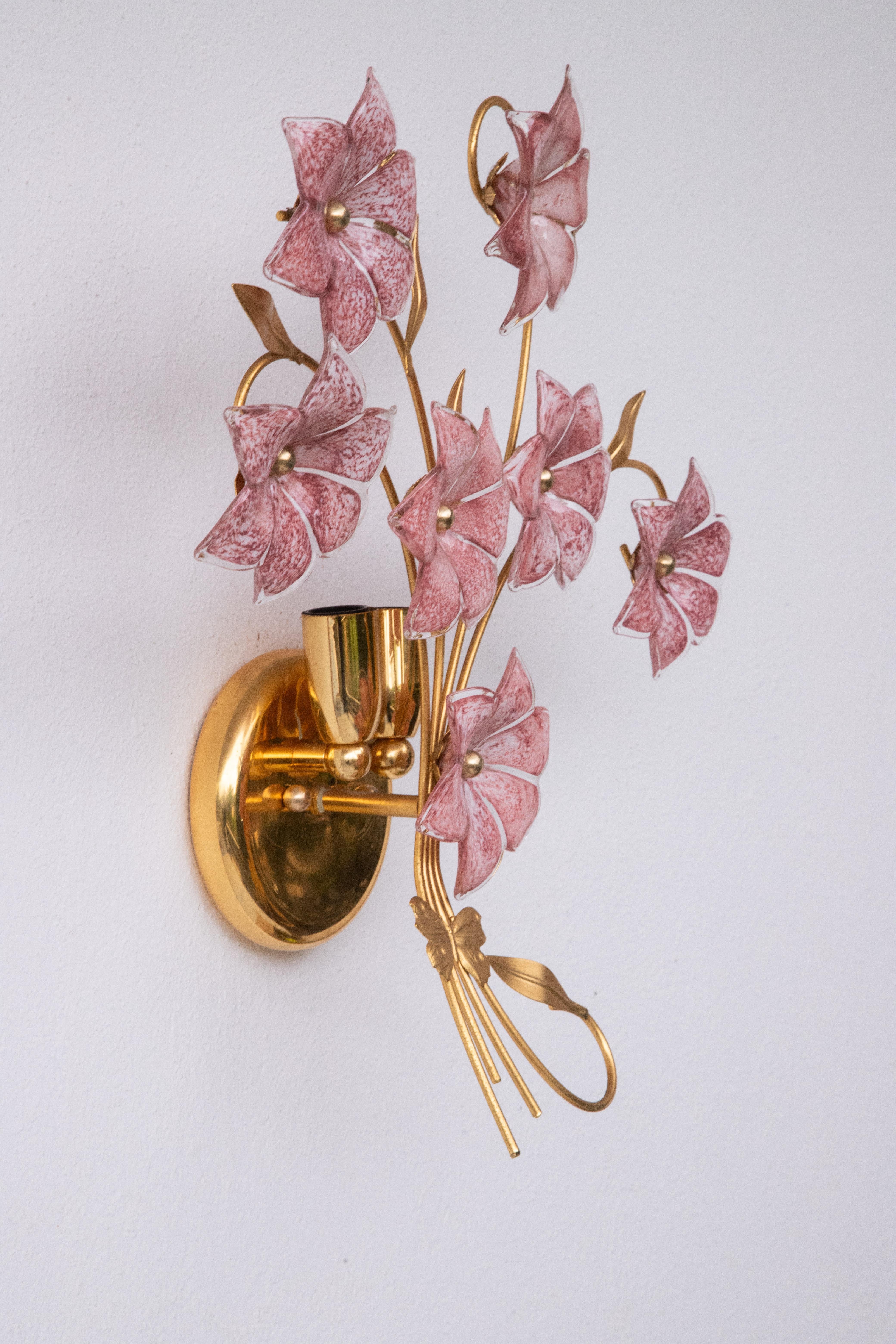 Large Size Murano Wall Light Pink Flowers, 1970s For Sale 1