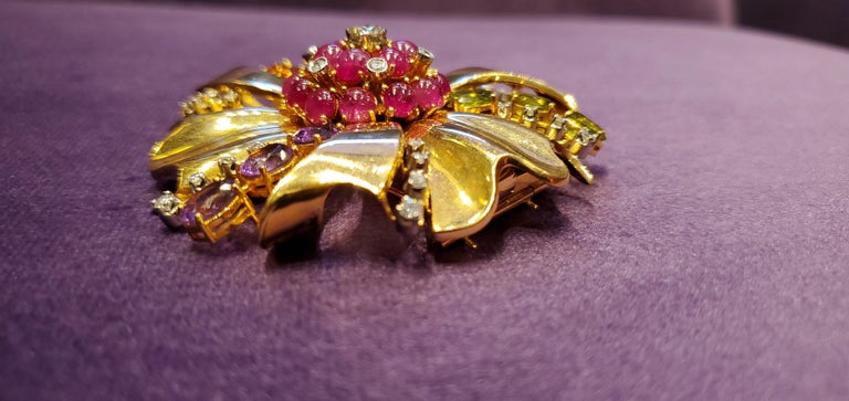 Large Size Retro Multi Gem and Diamond Flower Brooch For Sale 1
