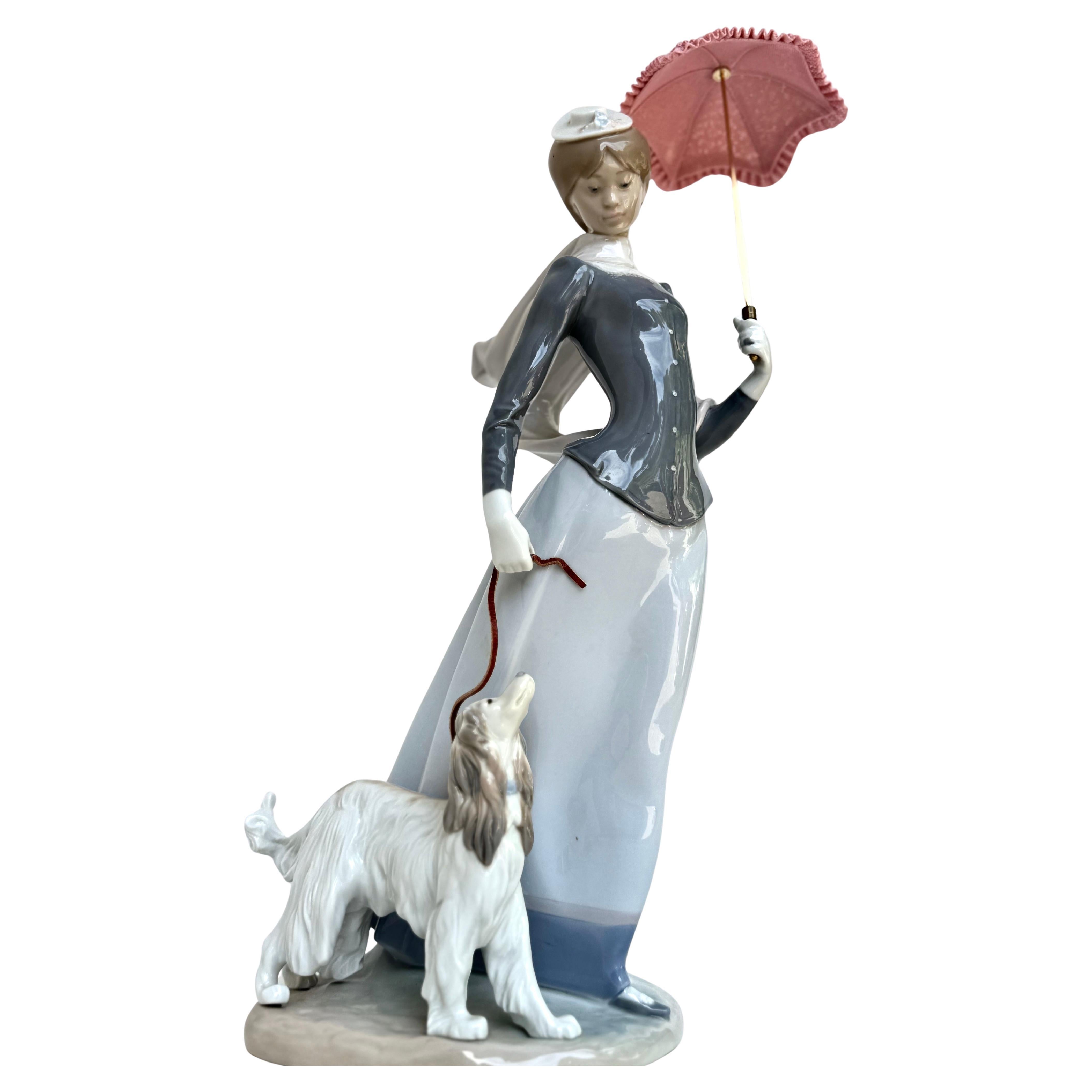 Pre-owned Lladrò Large Size Series Porcelain Lladro "lady With Shawl" Spain, Circa 1974 (retired) In Gray