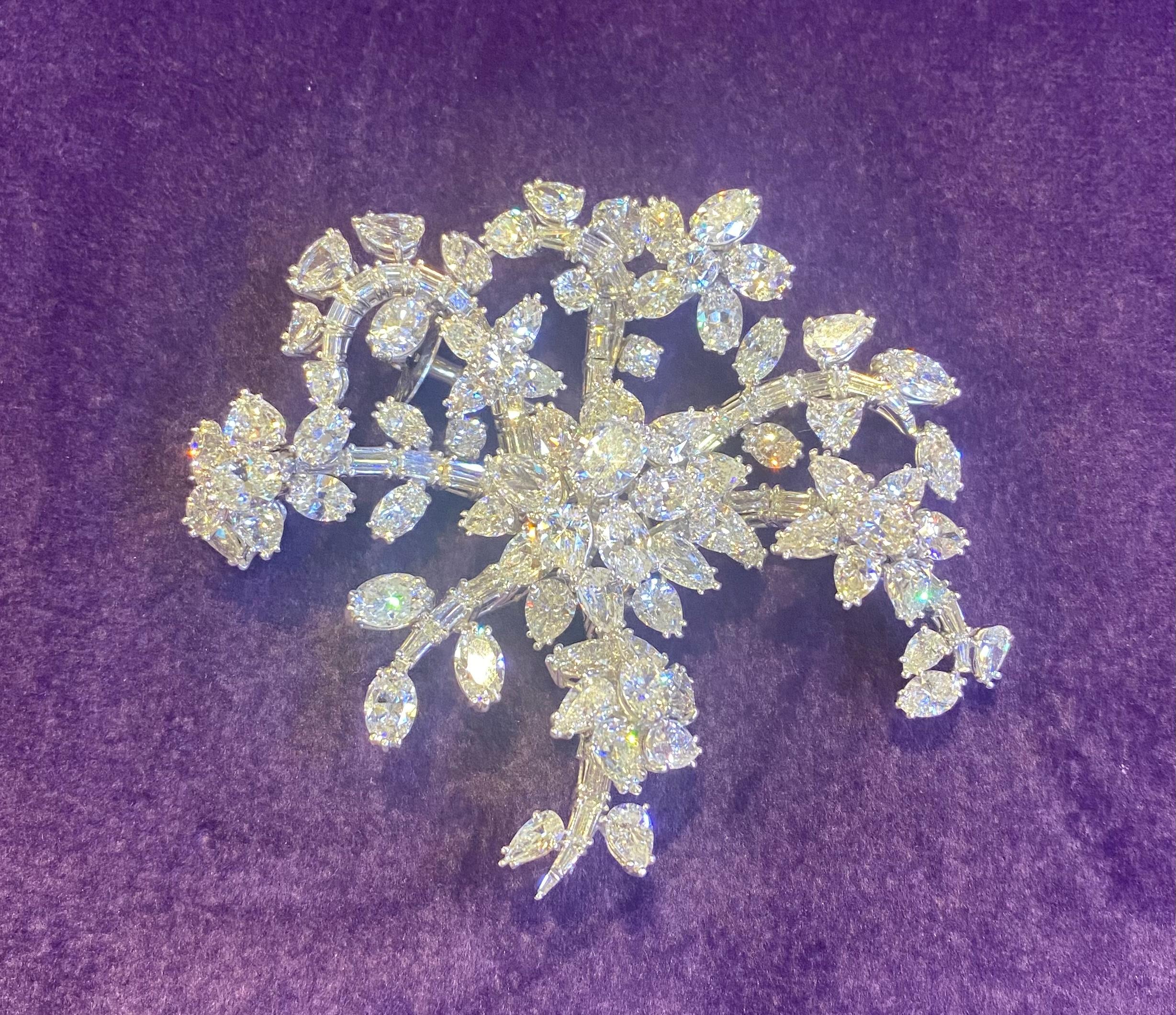 Large Size Diamond En Tremblant Brooch For Sale 1