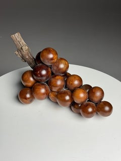 Large-sized Alabaster Grape Cluster brown