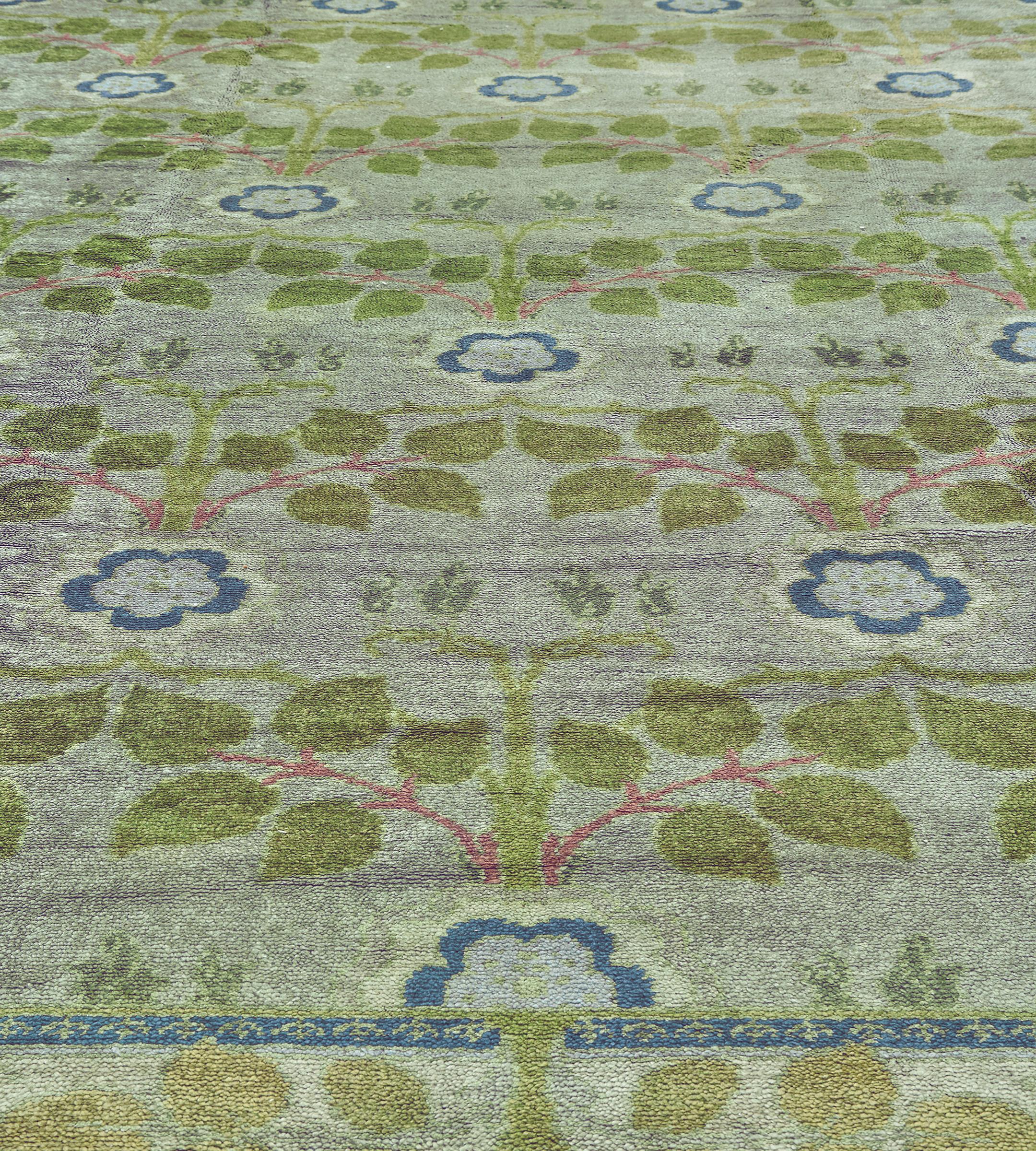 Large-Sized Antique Irish Donegal Rug For Sale 2