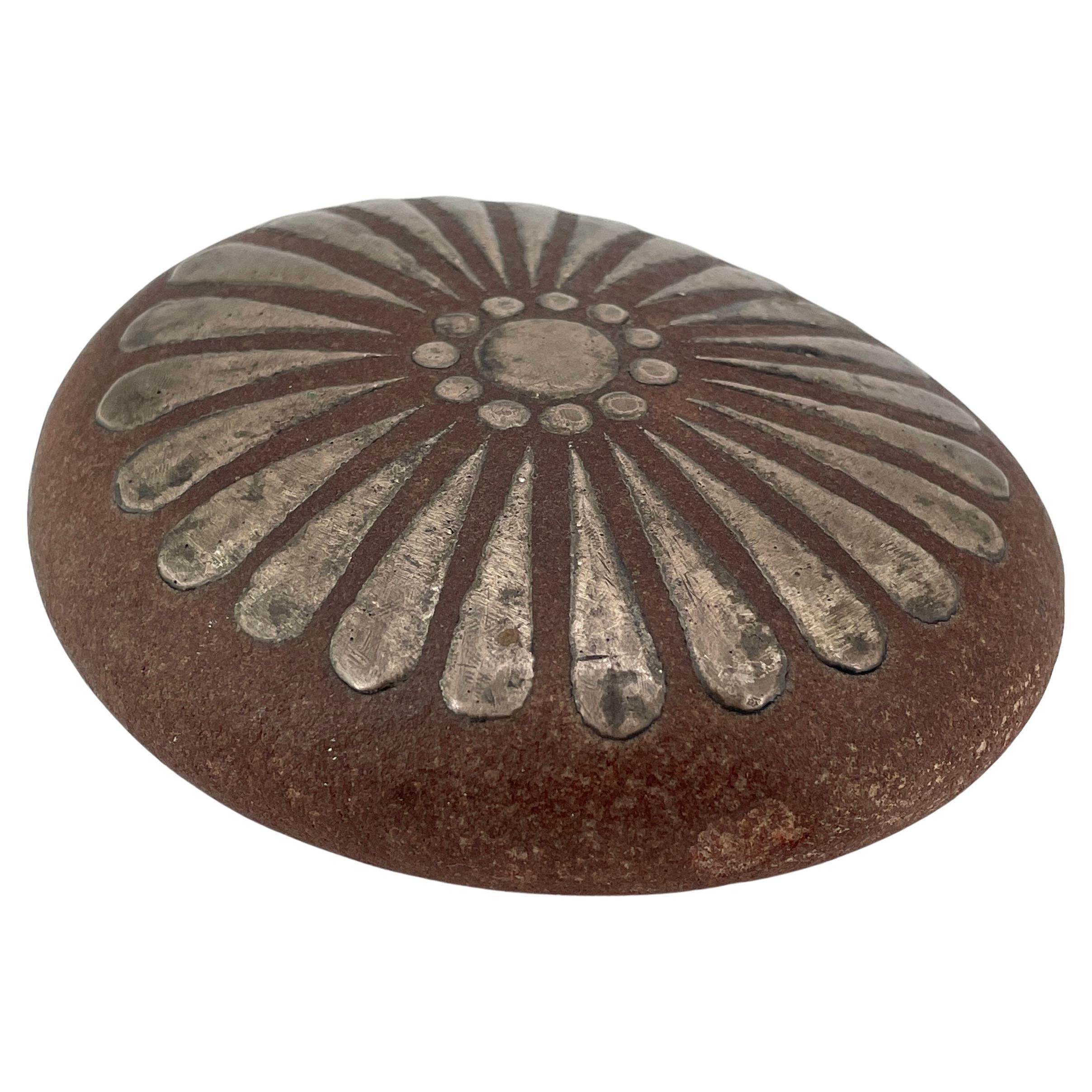Grande fermacarte Skohg River Stone Sterling Overlay Flower Svezia Gustavsberg