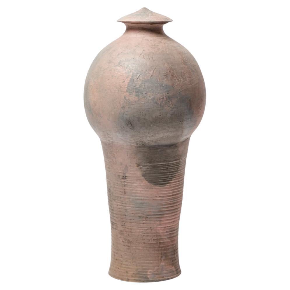 Scatola o vaso decorativo grande in ceramica grigia affumicata di ATOI circa 2010 35 cm unico nel suo genere