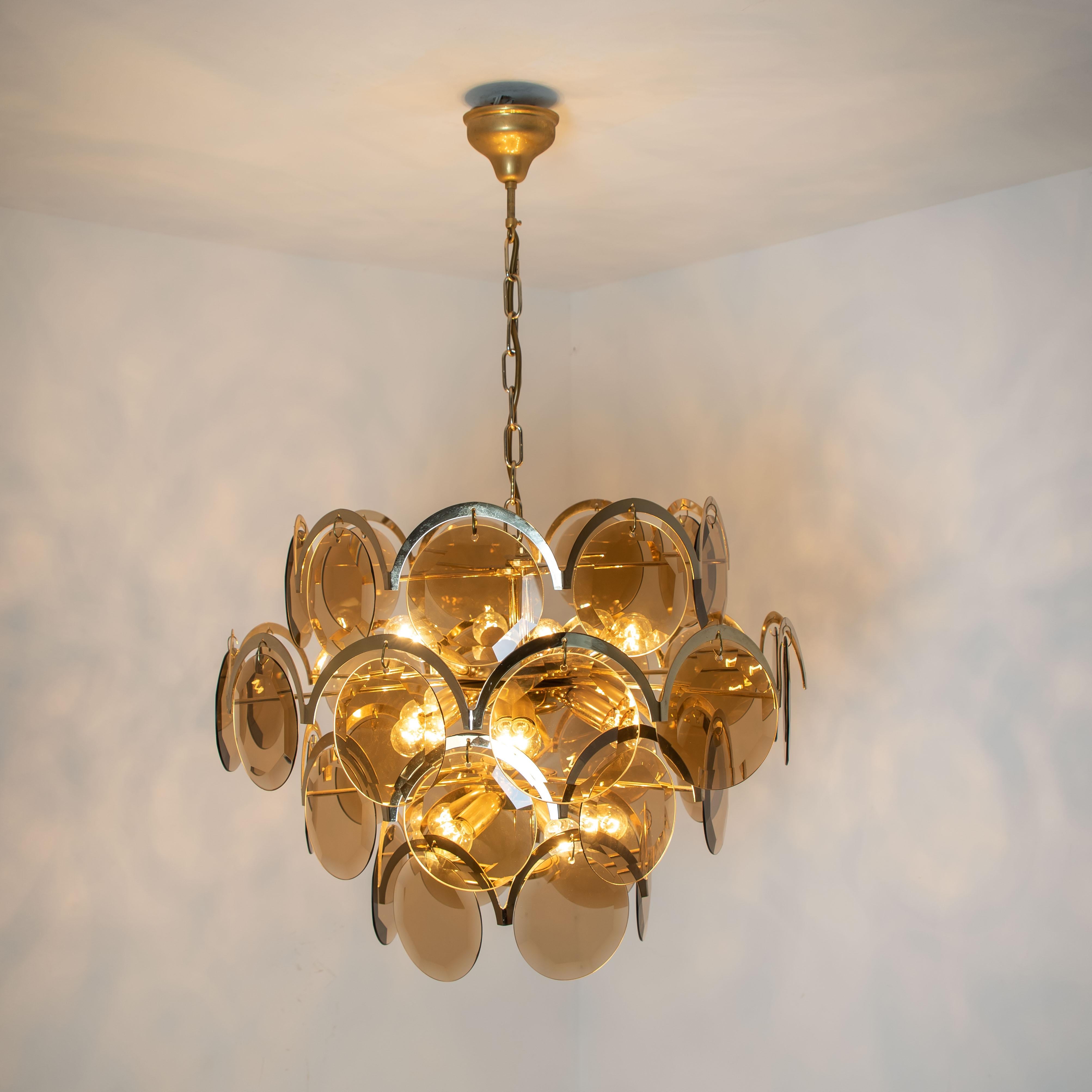 Large Smoked Glass and Brass Chandelier in the Style of Vistosi, Italy For Sale 1