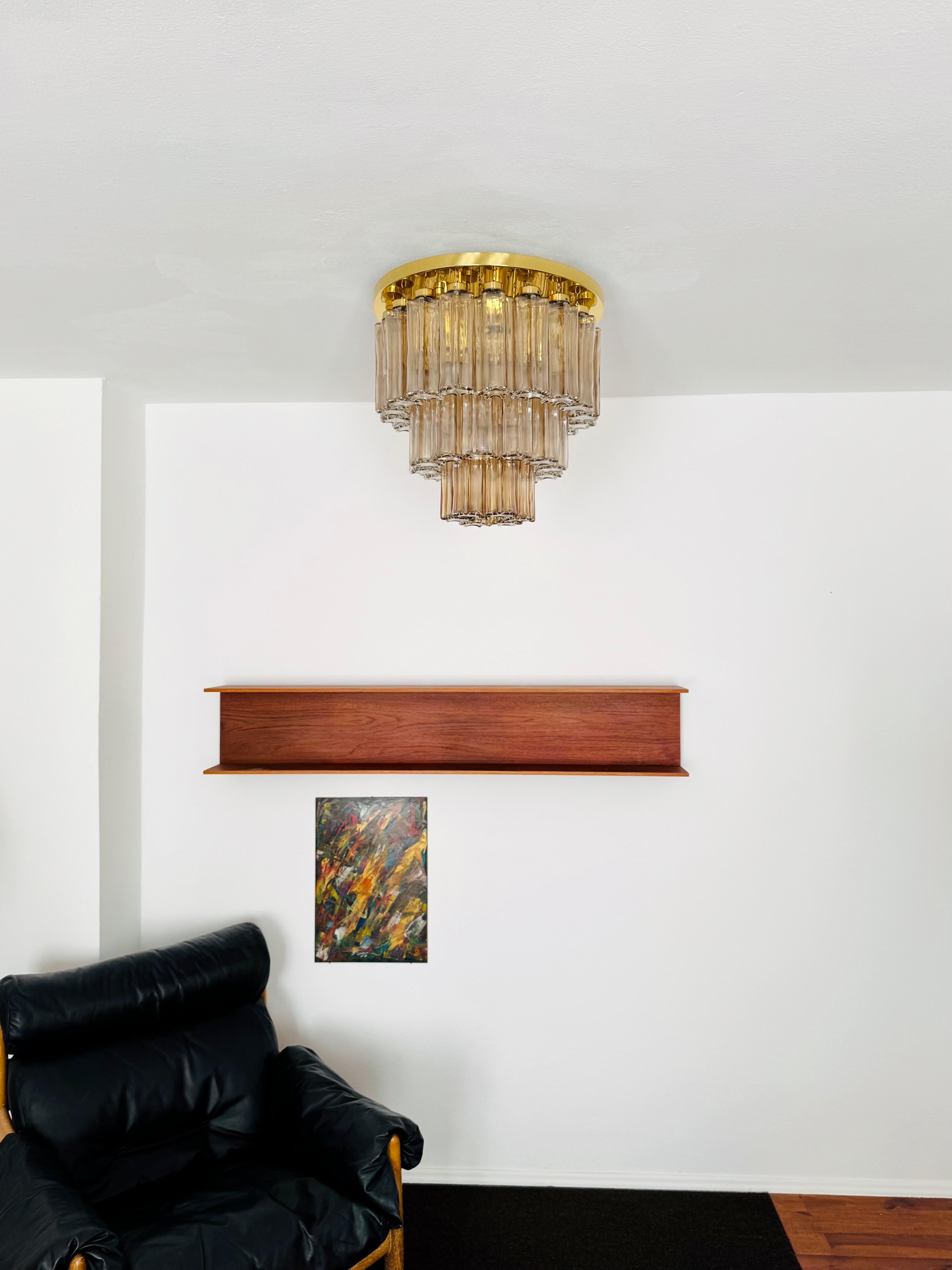 Grande lampadario a filo in vetro fumé e ottone di Glashütte Limburg in vendita 1