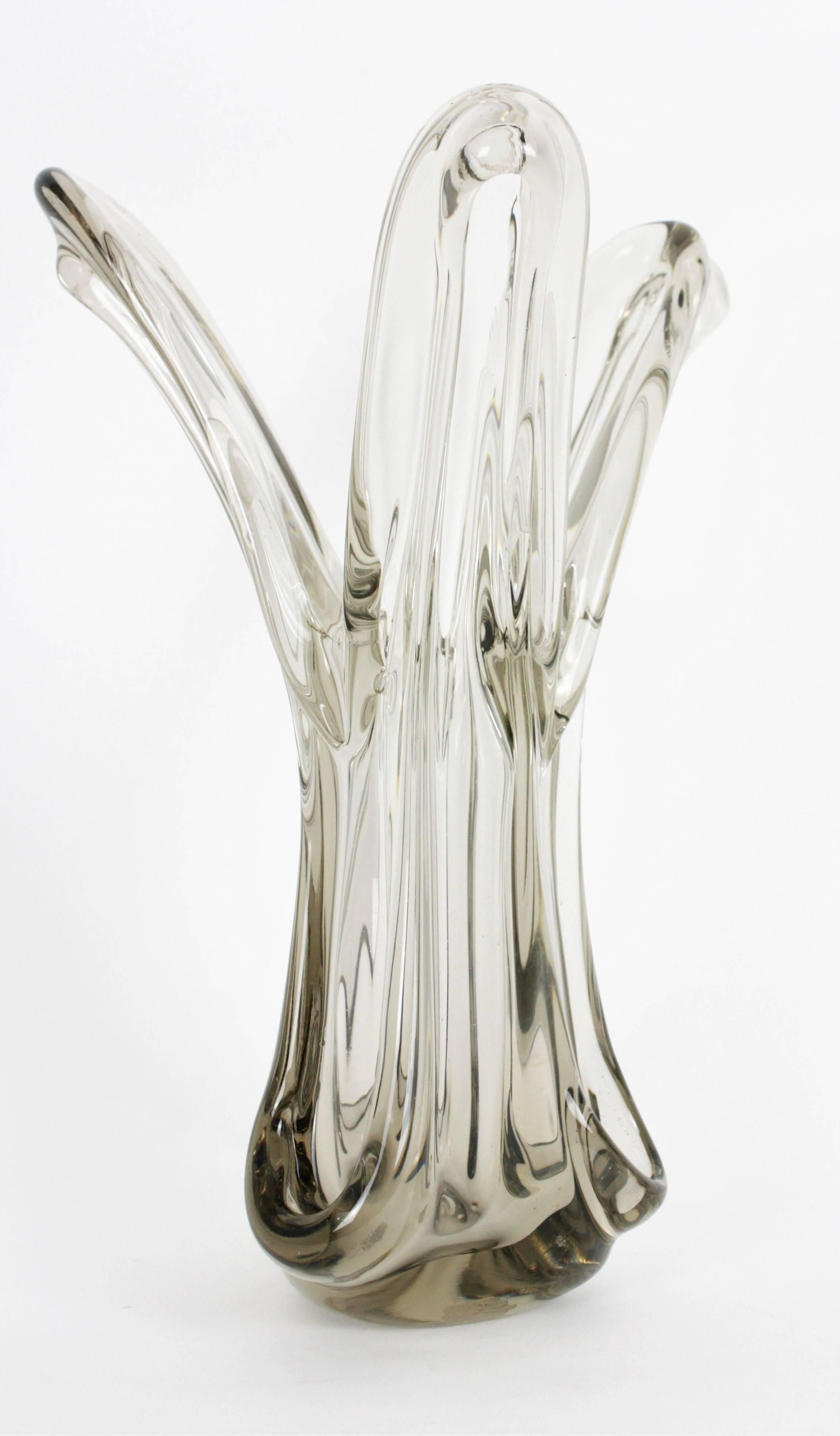 Große Vase aus Murano Rauch und klarem Kunstglas aus der Mitte des Jahrhunderts (Moderne der Mitte des Jahrhunderts) im Angebot