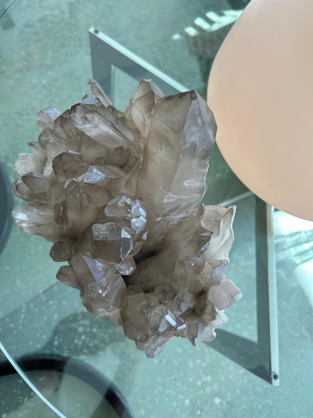 Grande cristallo di rocca di quarzo fumé Nature Specimen 13 Lbs. in vendita 1