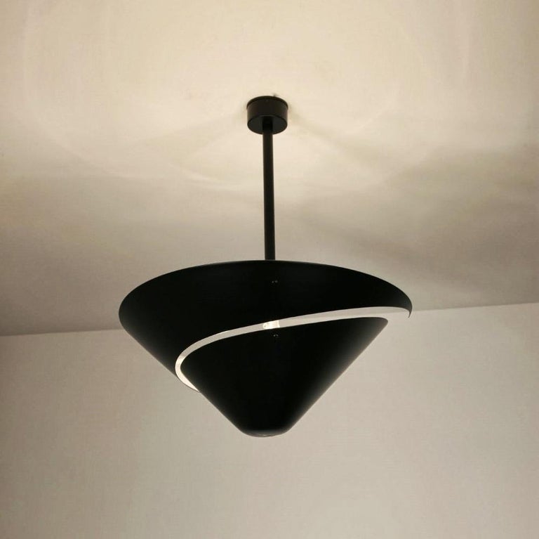 Large Snail Ceiling Lamp by Serge Mouille in Black In Excellent Condition For Sale In Brooklyn, NY