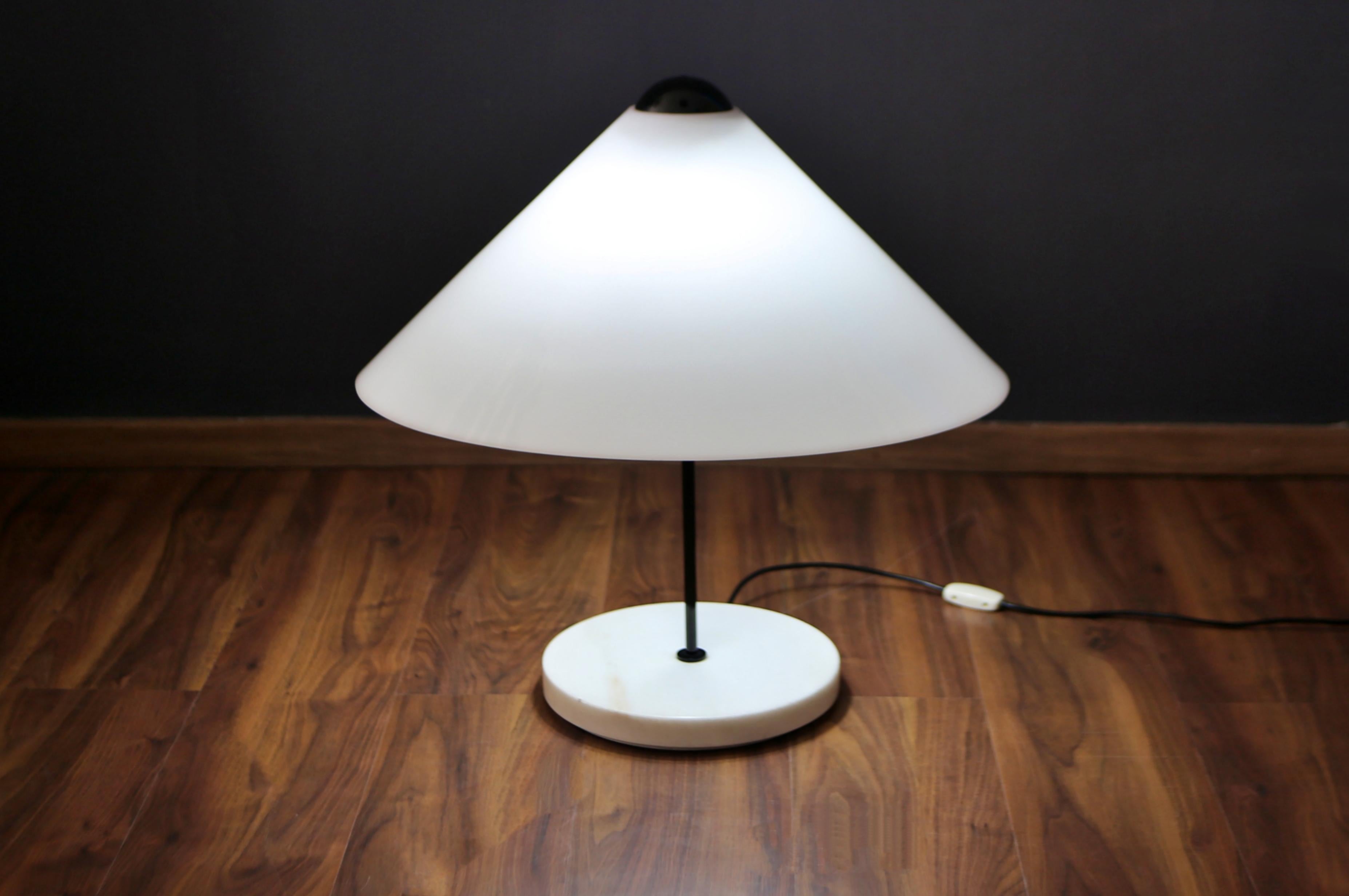 Late 20th Century Large Snow Table lamp by Vico Magistretti for O-light 1970s For Sale