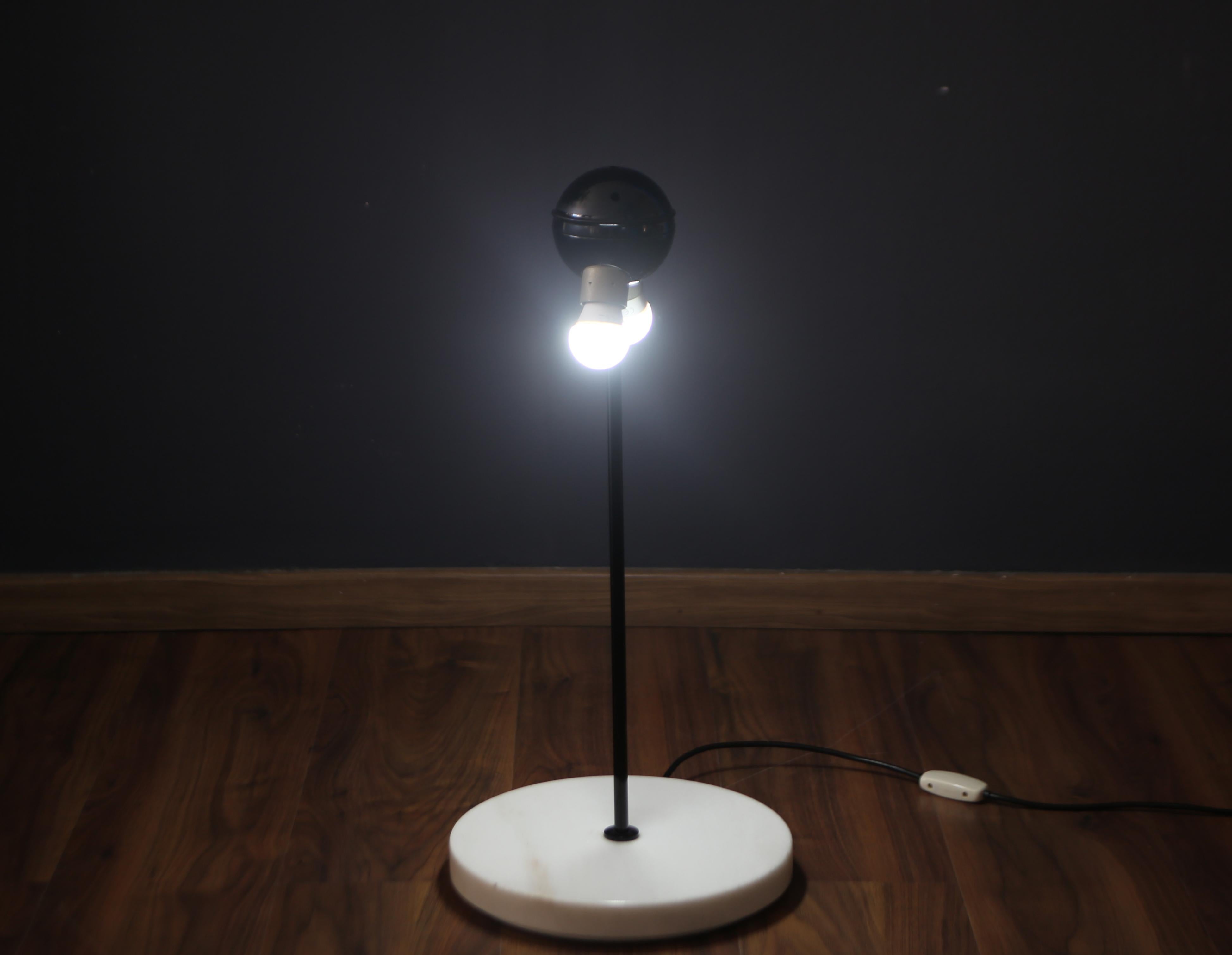 Large Snow Table lamp by Vico Magistretti for O-light 1970s For Sale 1