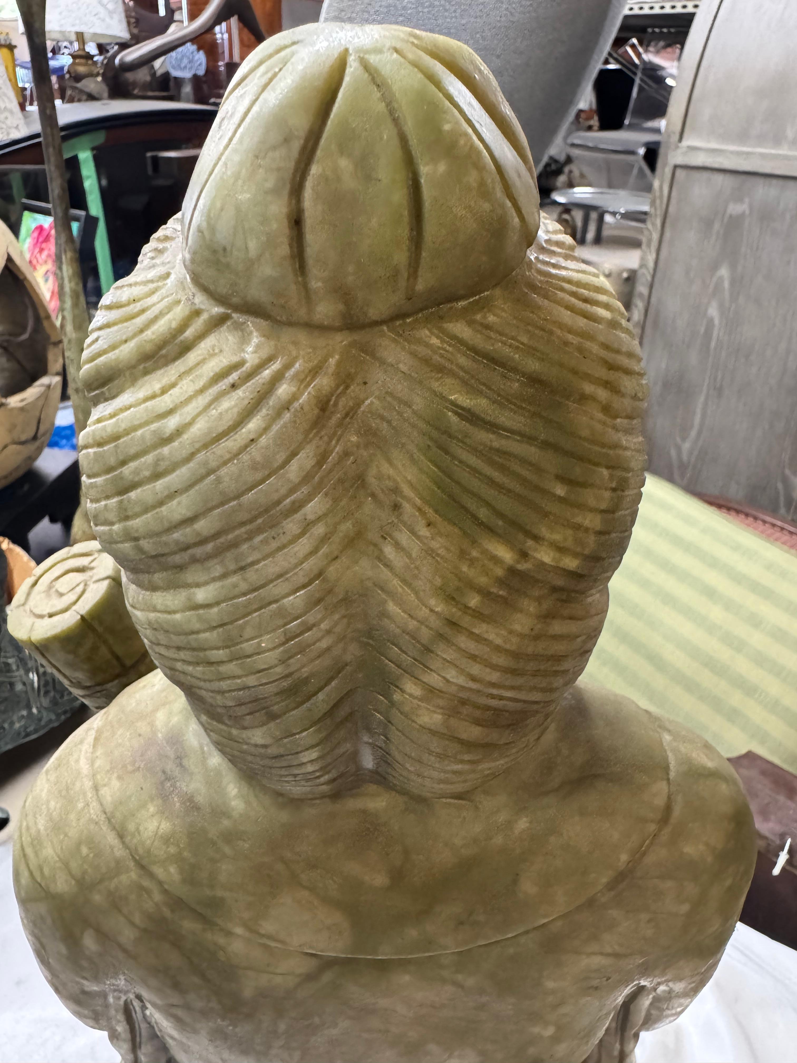 Cinese Grande scultura di Confucio in pietra ollare in vendita