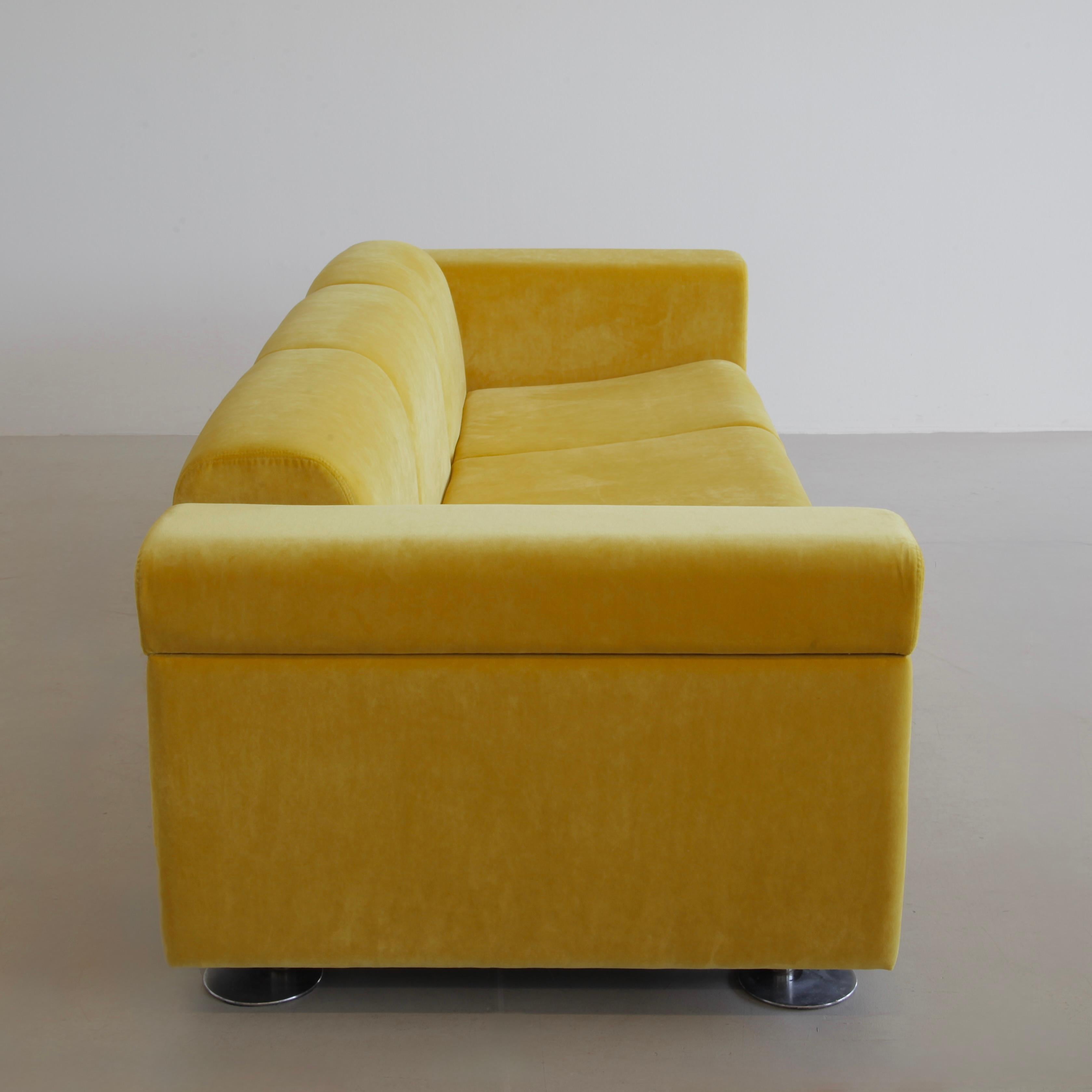 Sofá grande D120 de Valeria BORSANI y Alfredo BONETTI, TECNO MILANO 1966 Italiano en venta