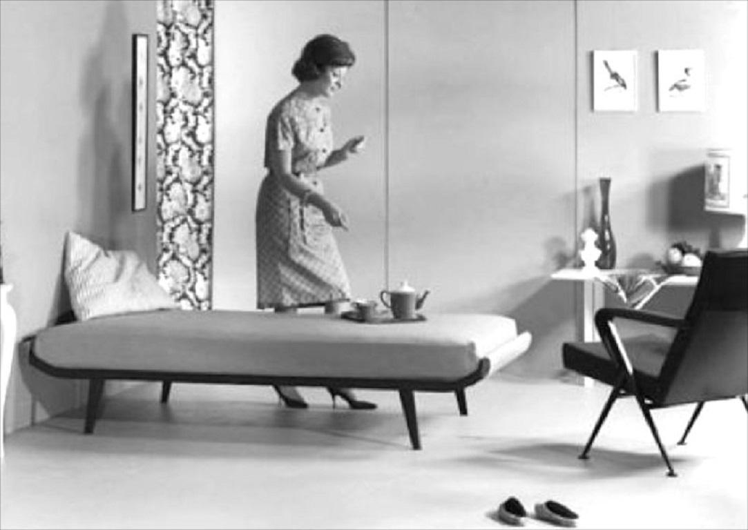 Large Sofa / Daybed Cleopatra by D. Cordemeijer, 1953, Gray For Sale 7
