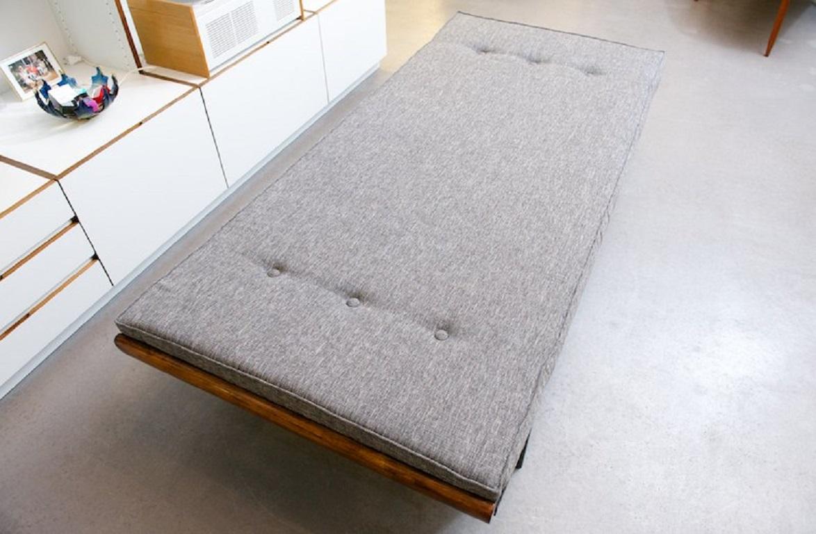 Mid-20th Century Large Sofa / Daybed Cleopatra by D. Cordemeijer, 1953, Gray For Sale
