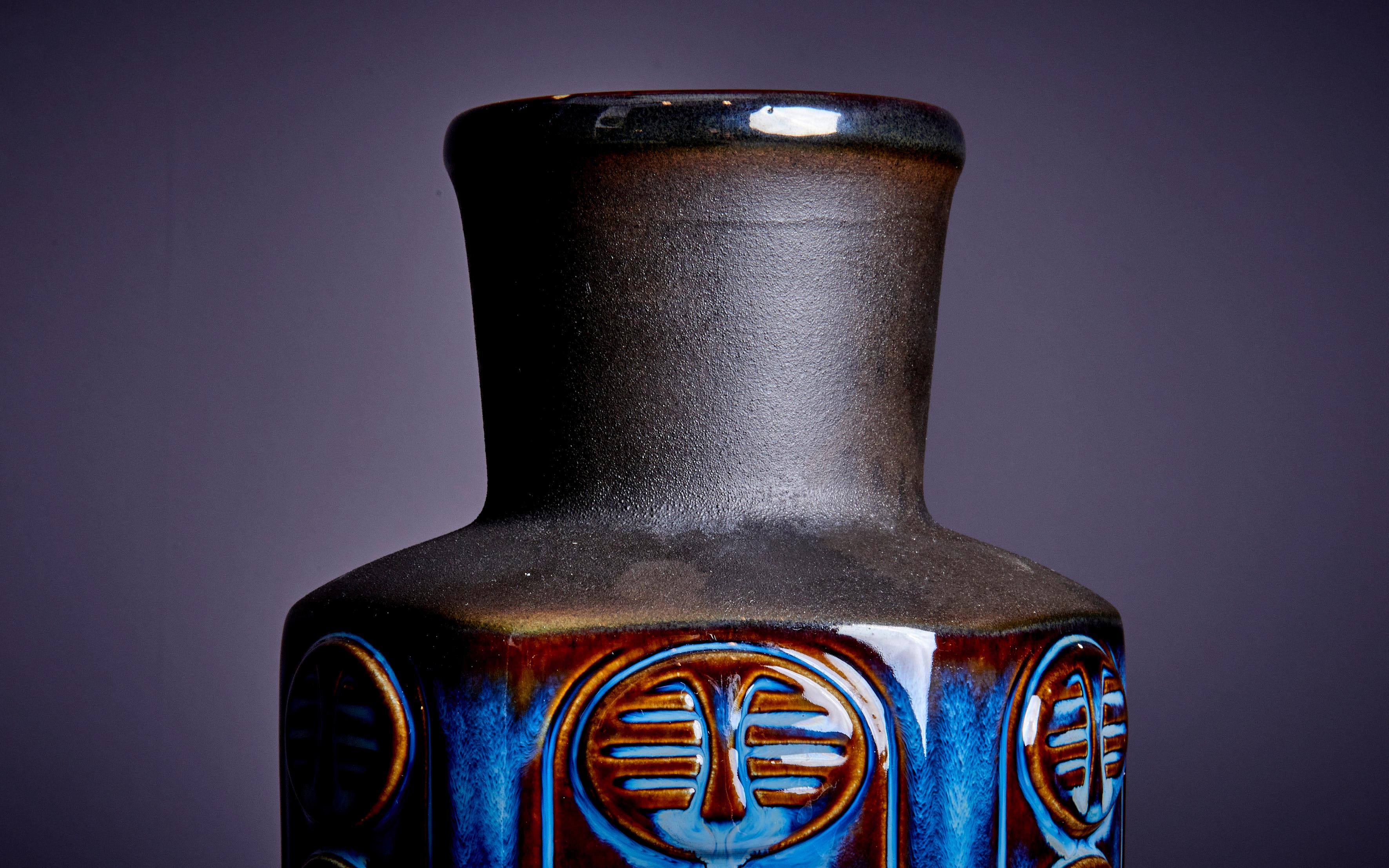 Große Soholm-Vase 3347 in klassischem Blau aus Dänemark 1960er Jahre im Zustand „Hervorragend“ im Angebot in Berlin, DE
