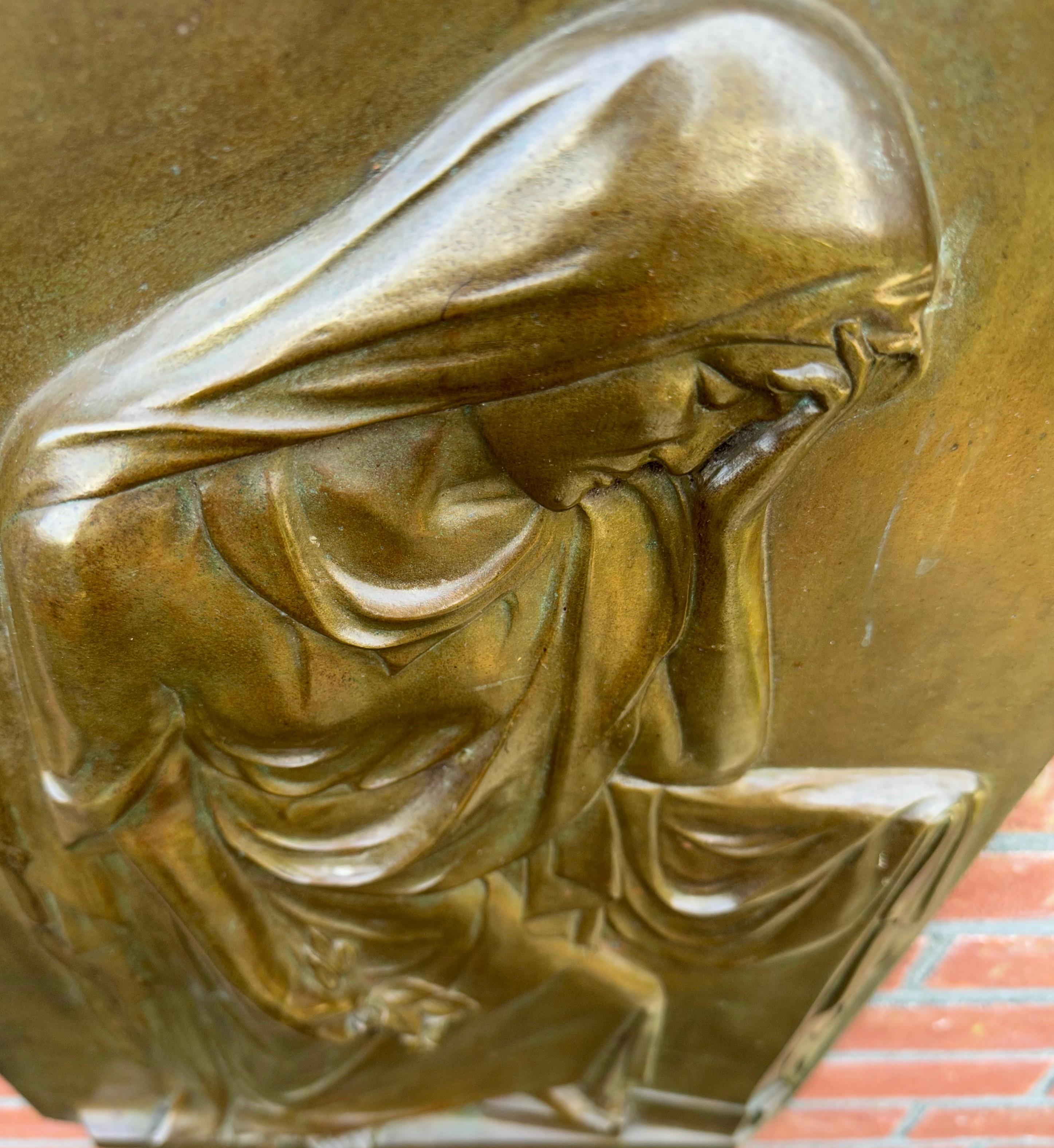 Large Solid Bronze Antique Jugendstil Wall Sculpture Plaque of a Mourning Female For Sale 4