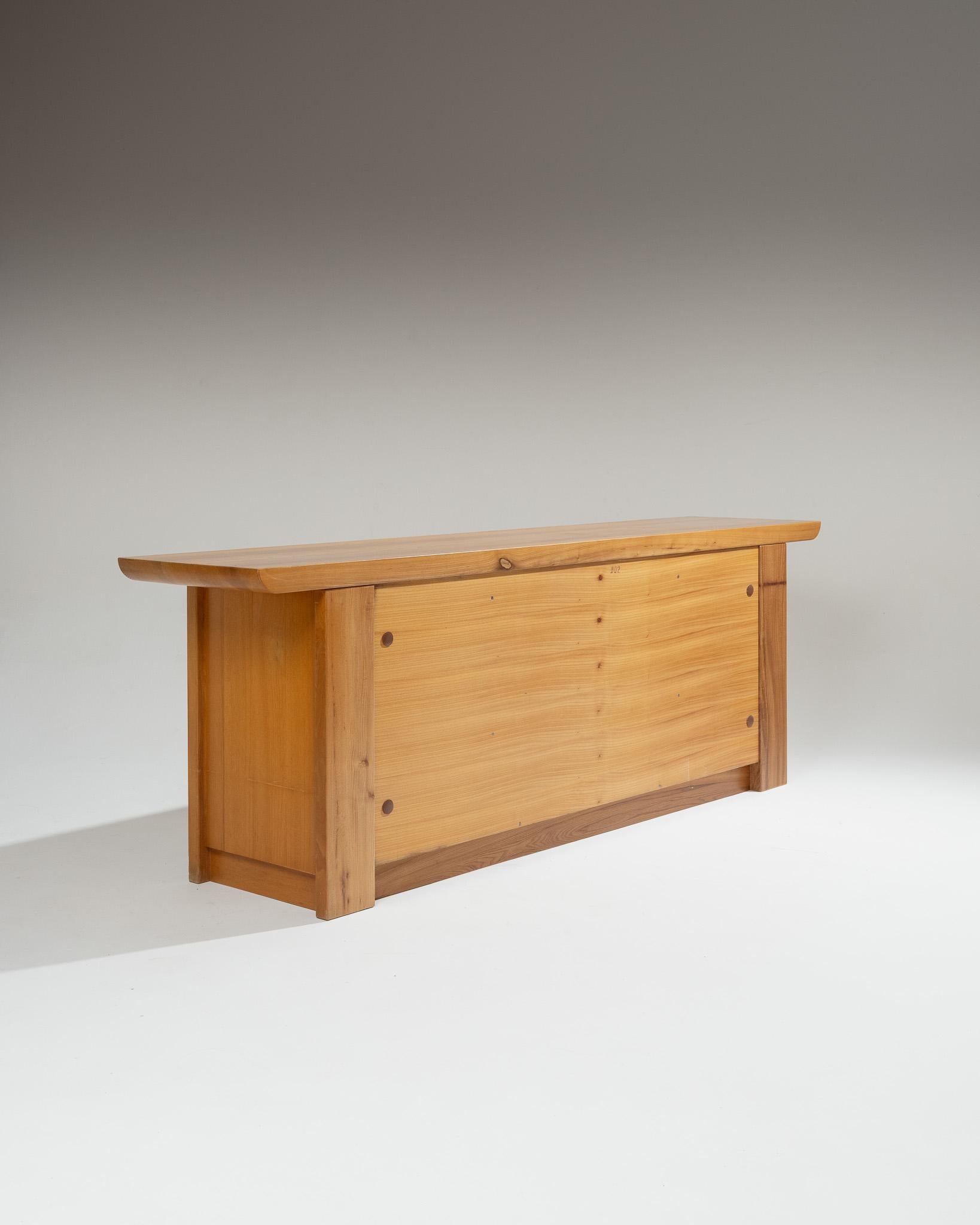 Large Solid Elm Sideboard, Luigi Gorgoni, 1980s In Good Condition For Sale In PARIS, FR