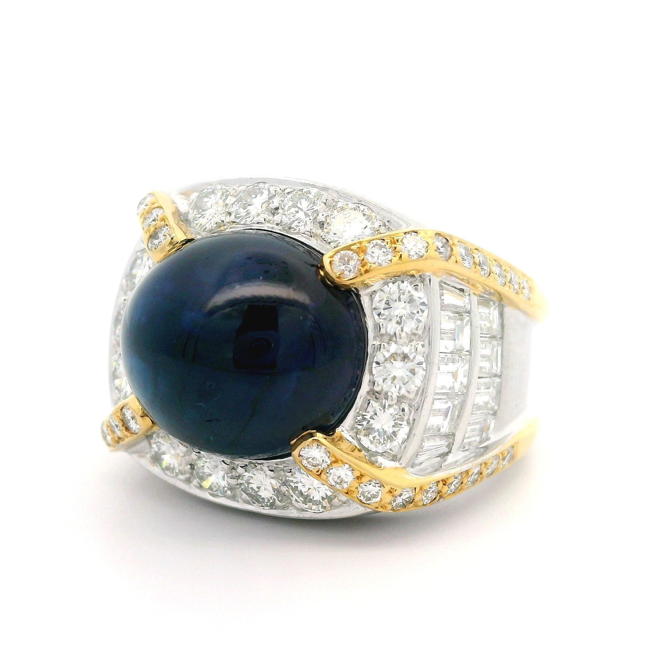Large Solid Gold GIA 21.95ctw Oval Cabochon Sapphire w/ Diamond Statement Ring For Sale 4