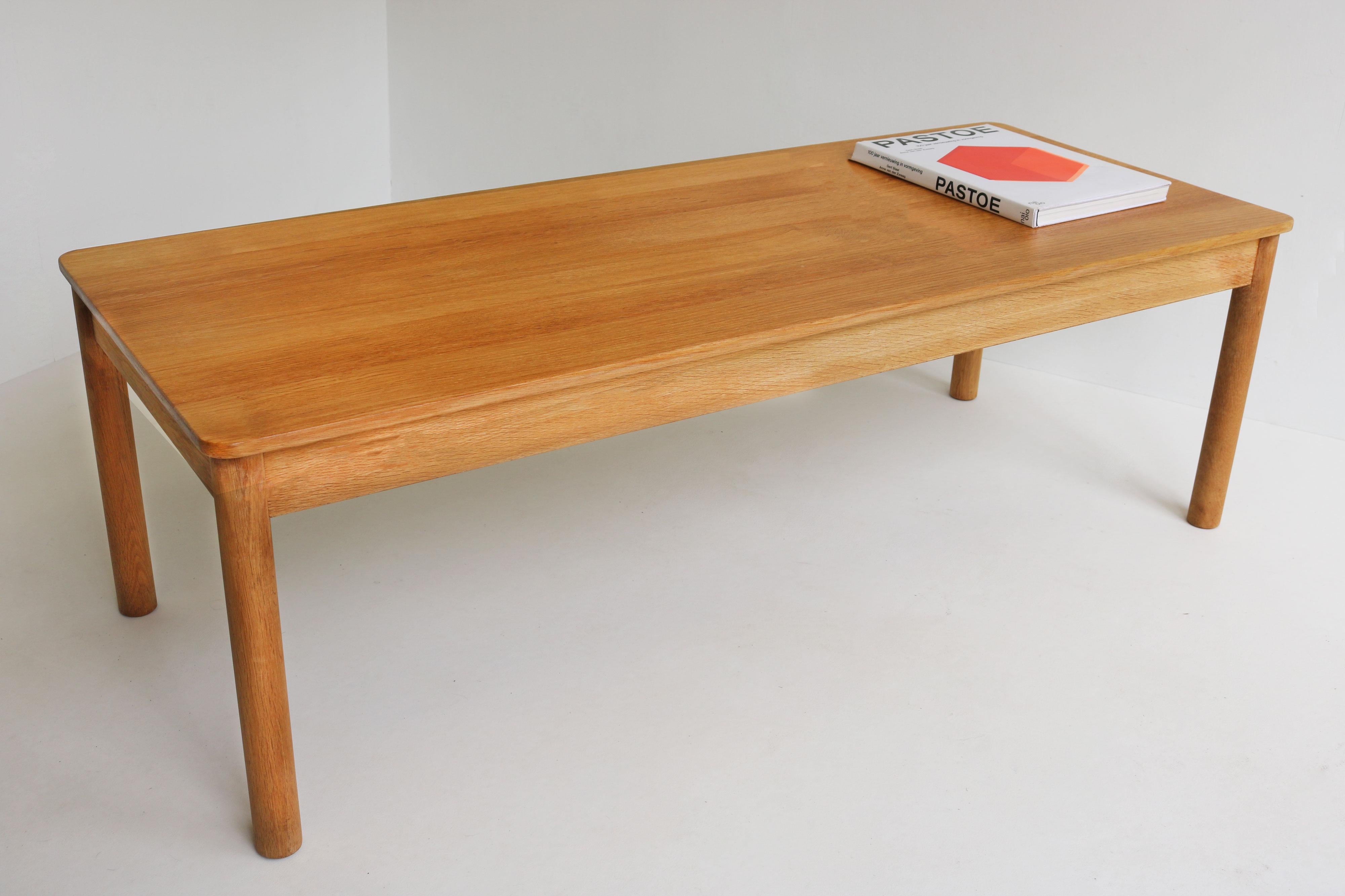 Large solid oak coffee table Model: 5353 by Borge Mogensen for Fredericia 1950  For Sale 5