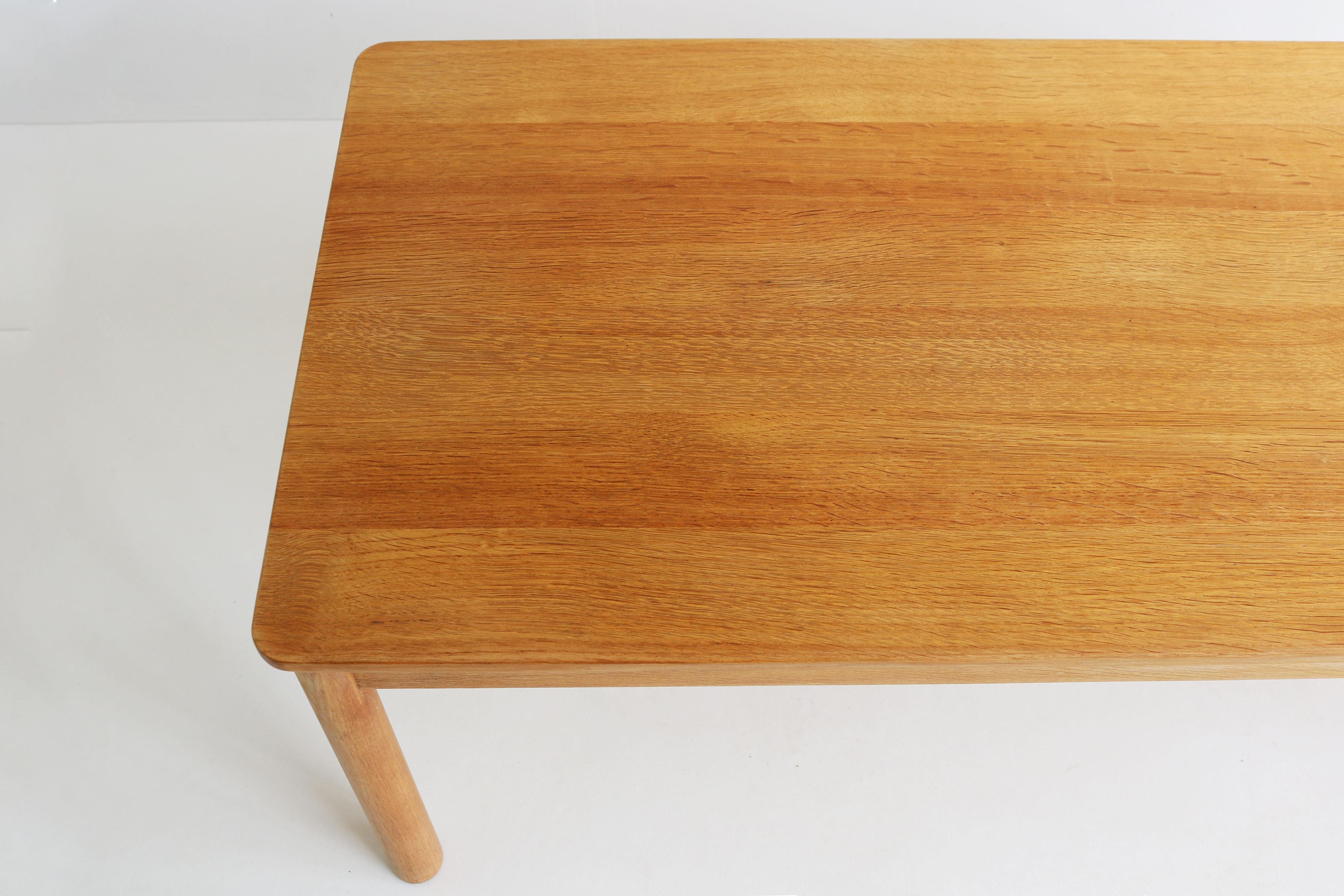 Large solid oak coffee table Model: 5353 by Borge Mogensen for Fredericia 1950  For Sale 1