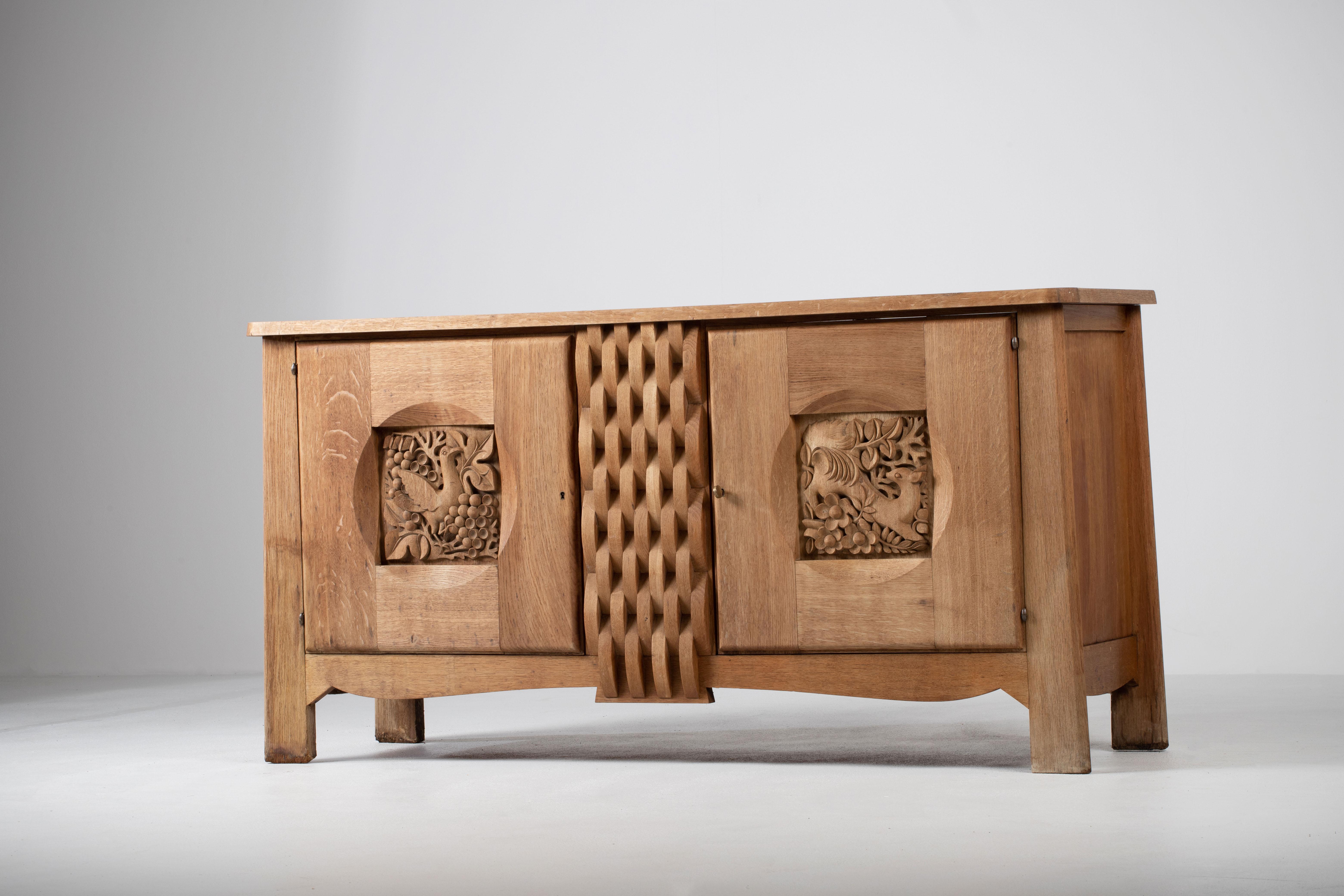 Large Solid Oak Credenza Brutalist, France, 1940s For Sale 3