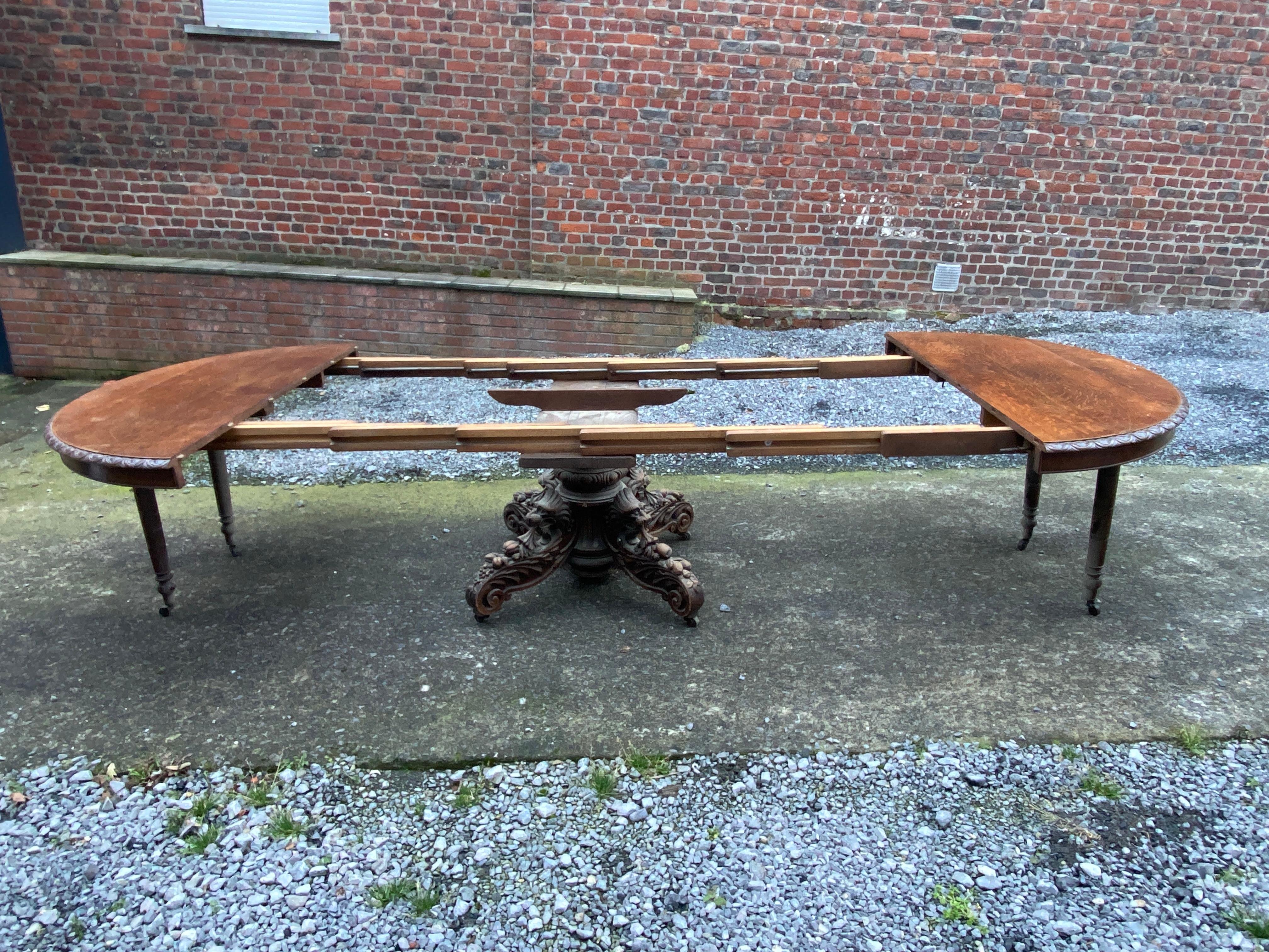Large solid oak table in Louis XIII style, circa 1930 Maximum length 350 cm  For Sale 1