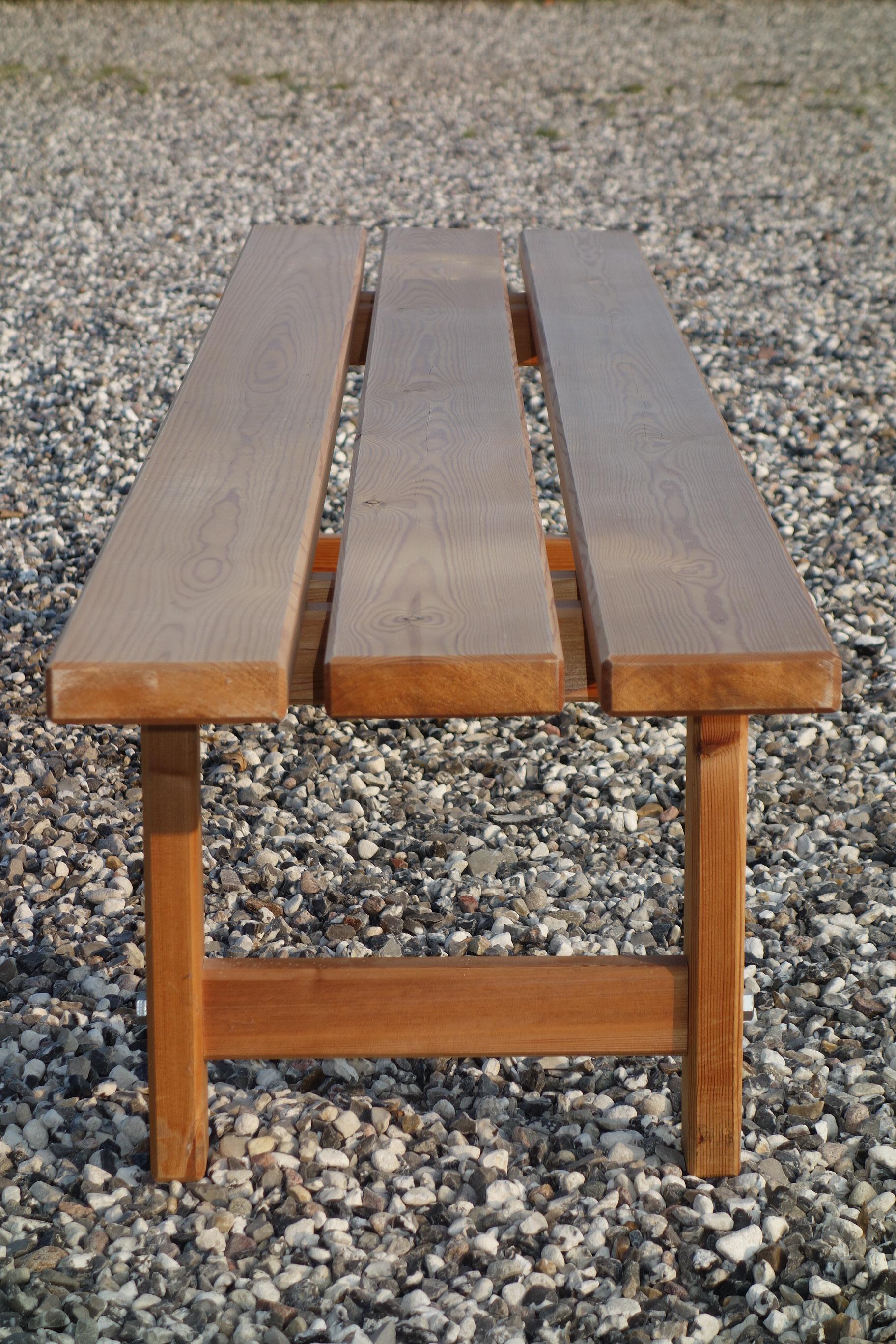 Large Solid Pine Bench by Danish Architect Bernt Petersen, Scandinavian, 1970s In Good Condition For Sale In Vejle, DK