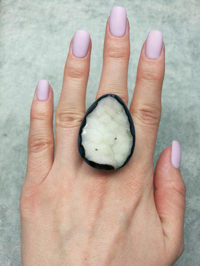 Artisan Large Solid Quartz Ring Rock Crystal Raw Crystals Black White For Sale