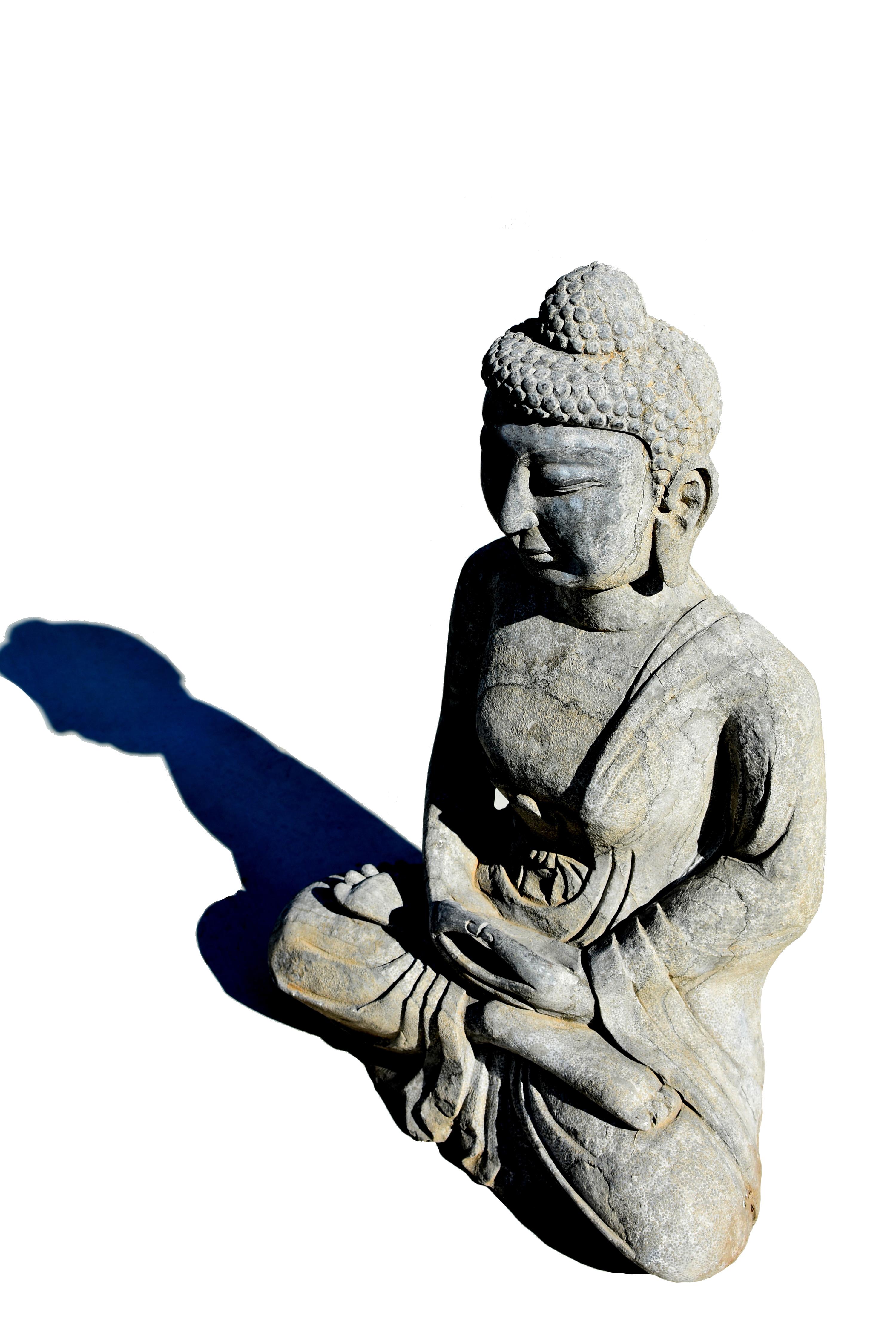 Tang Grand bouddha assis en pierre massive en vente
