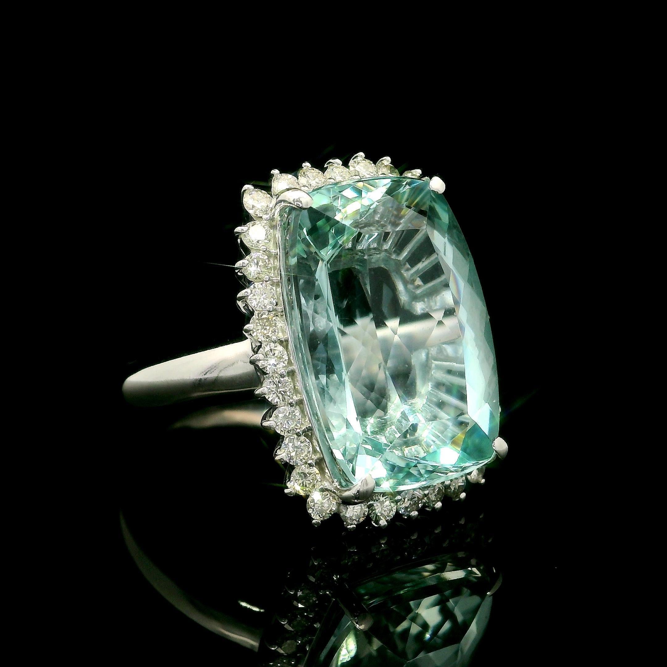 Large Solid White gold 15.09ctw Aquamarine & Diamond Halo Statement Ring For Sale 5