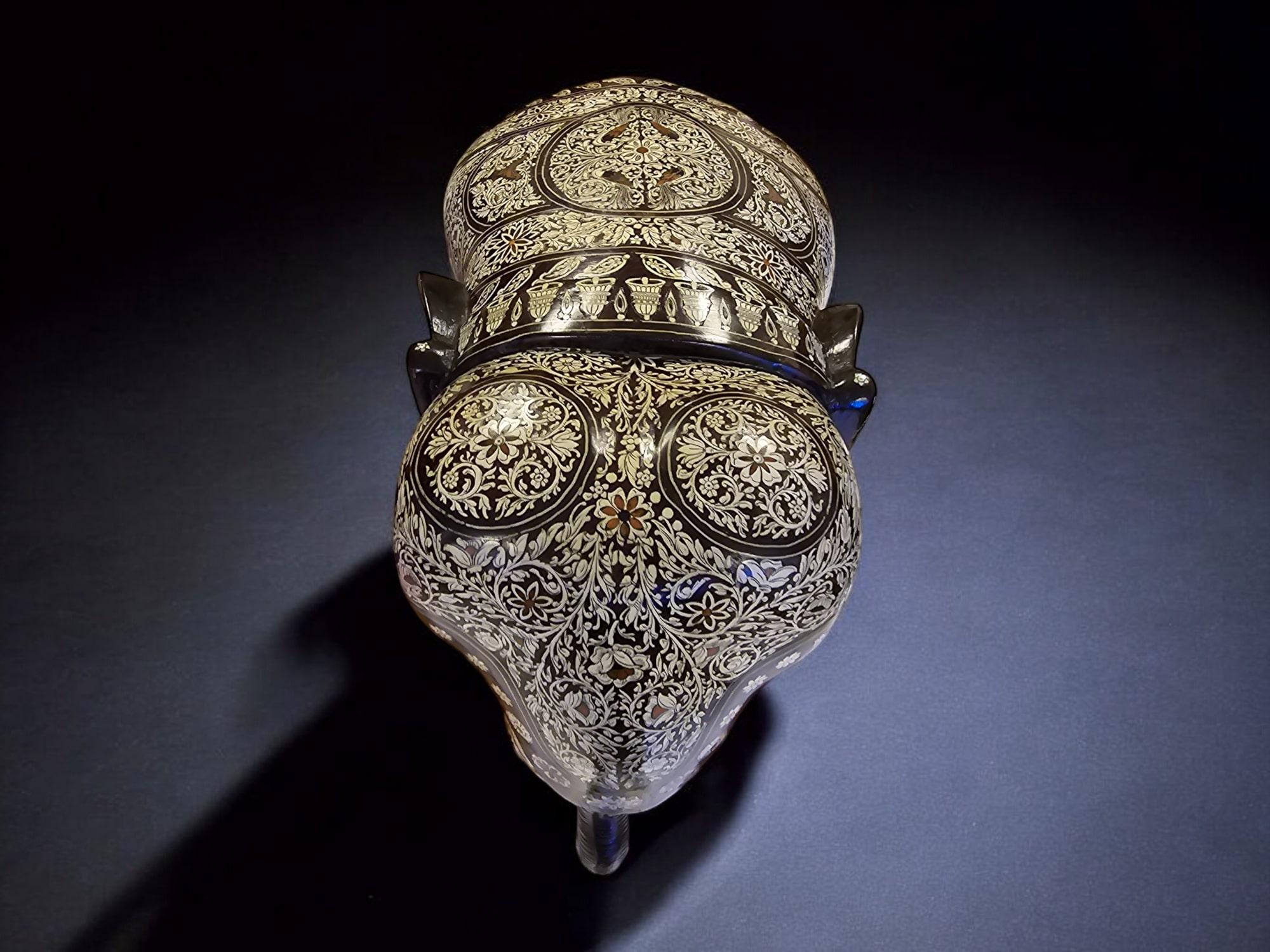 Grande elefante in legno massiccio intagliato - India, primi anni del 1900 In condizioni buone in vendita a Madrid, ES